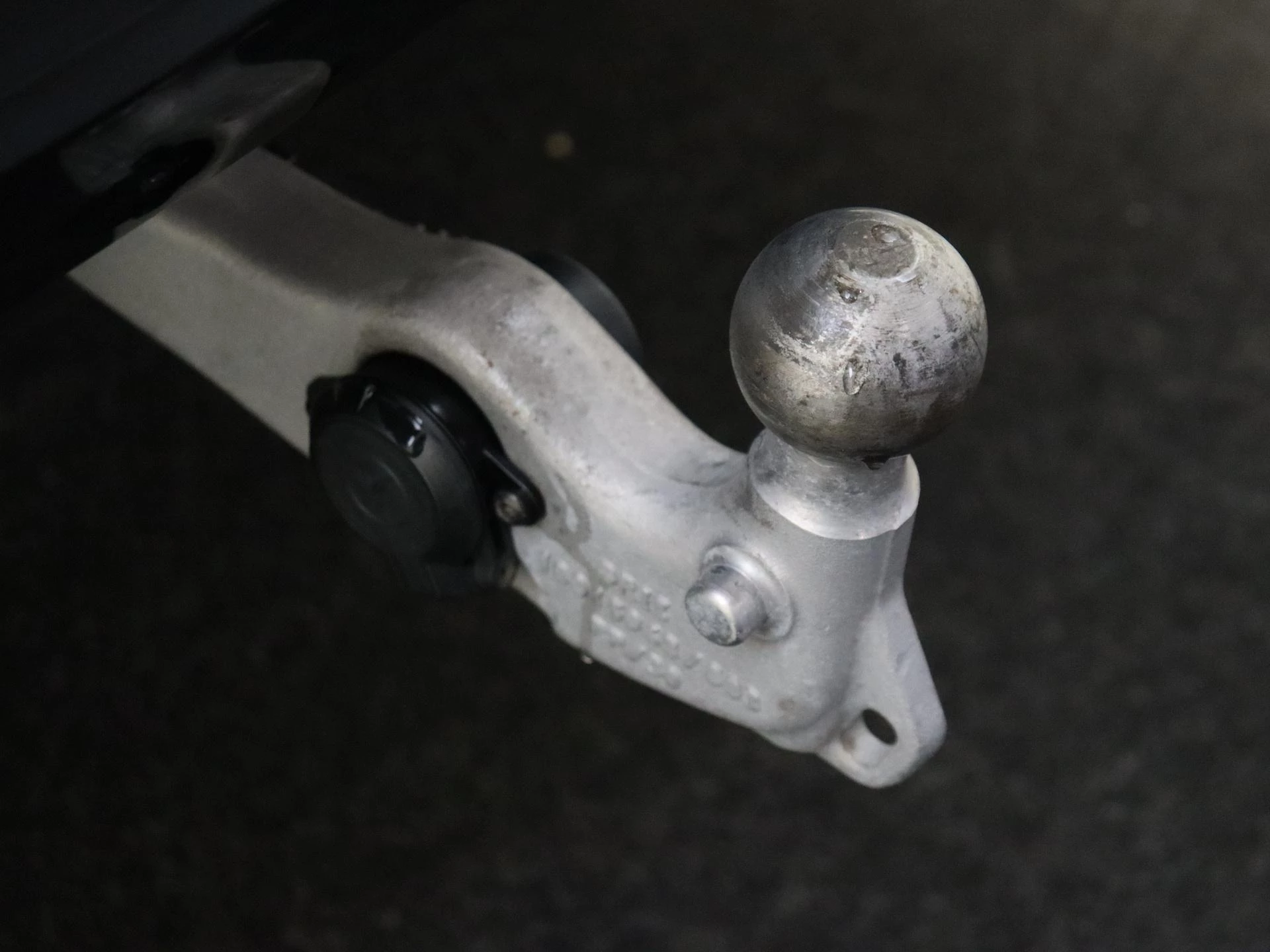 Mercedes-Benz-GLE-image-39