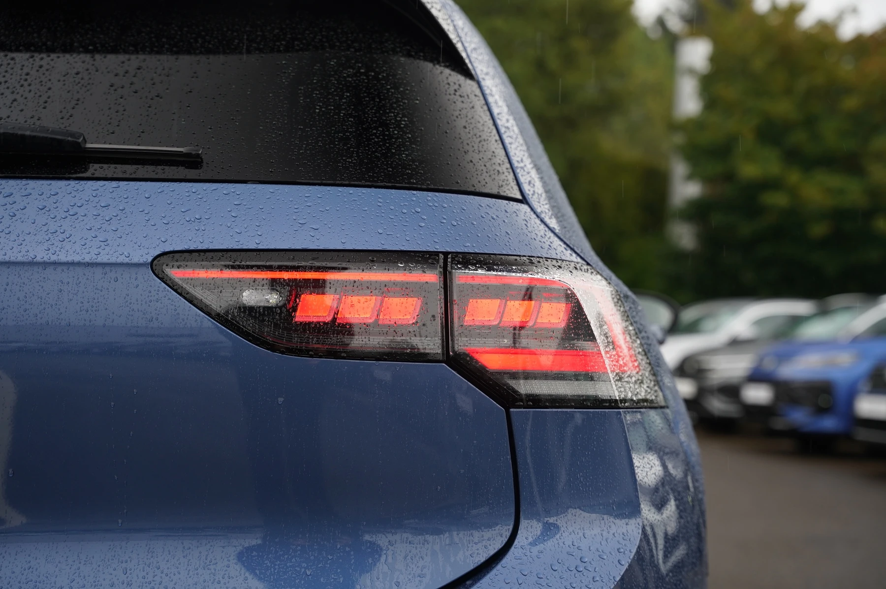 Volkswagen-Golf-image-29