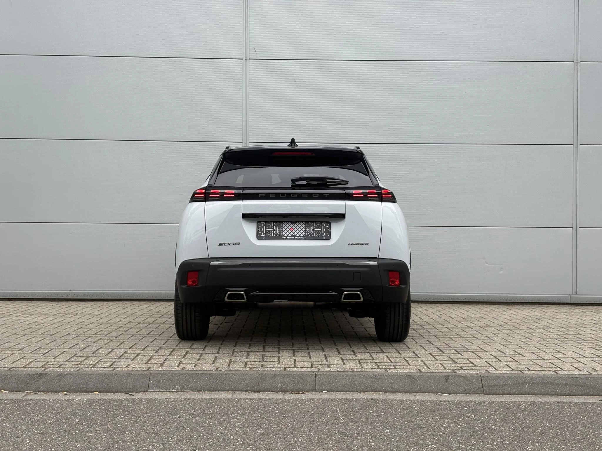 Peugeot 2008 1.2 Hybrid 145 GT