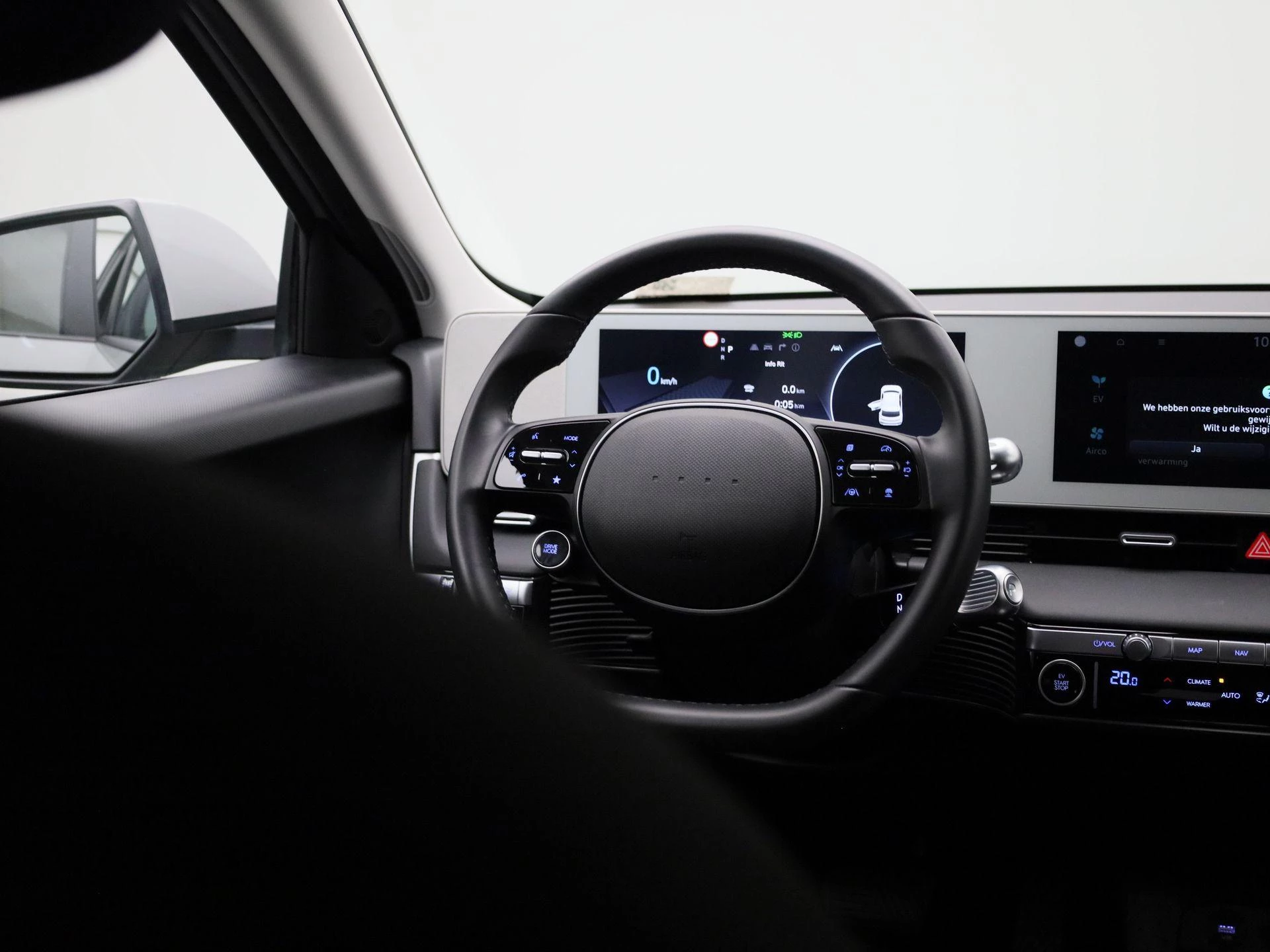 Hyundai-IONIQ 5-image-8