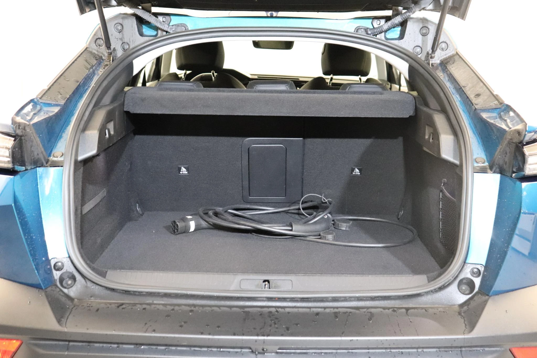 Peugeot 408 1.6 Hybrid 180 S&S EAT8 Allure