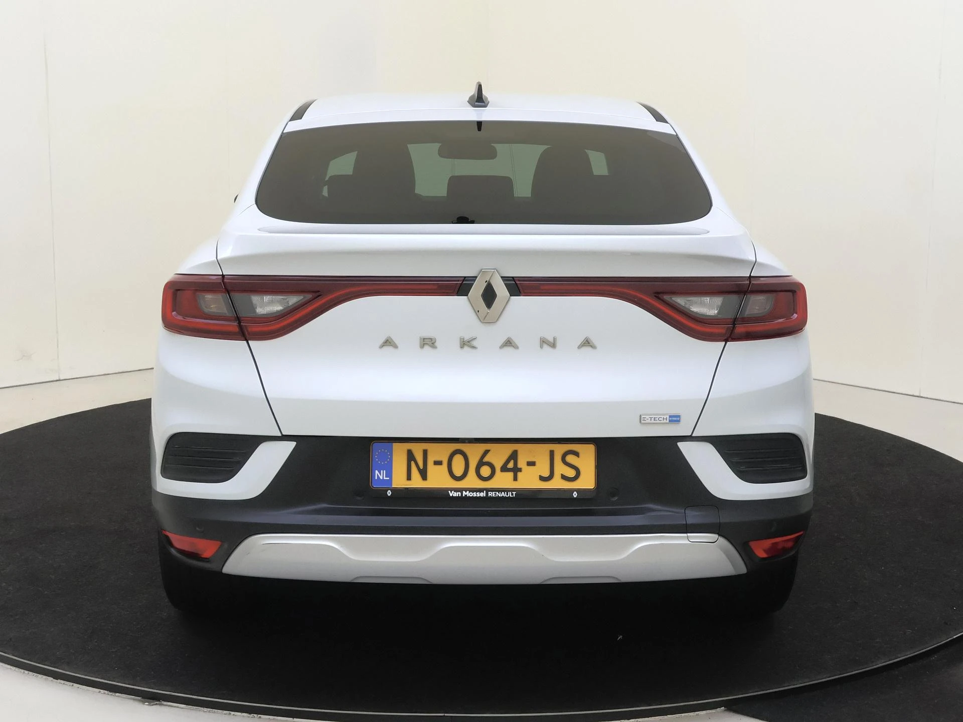 Renault-Arkana-image-6