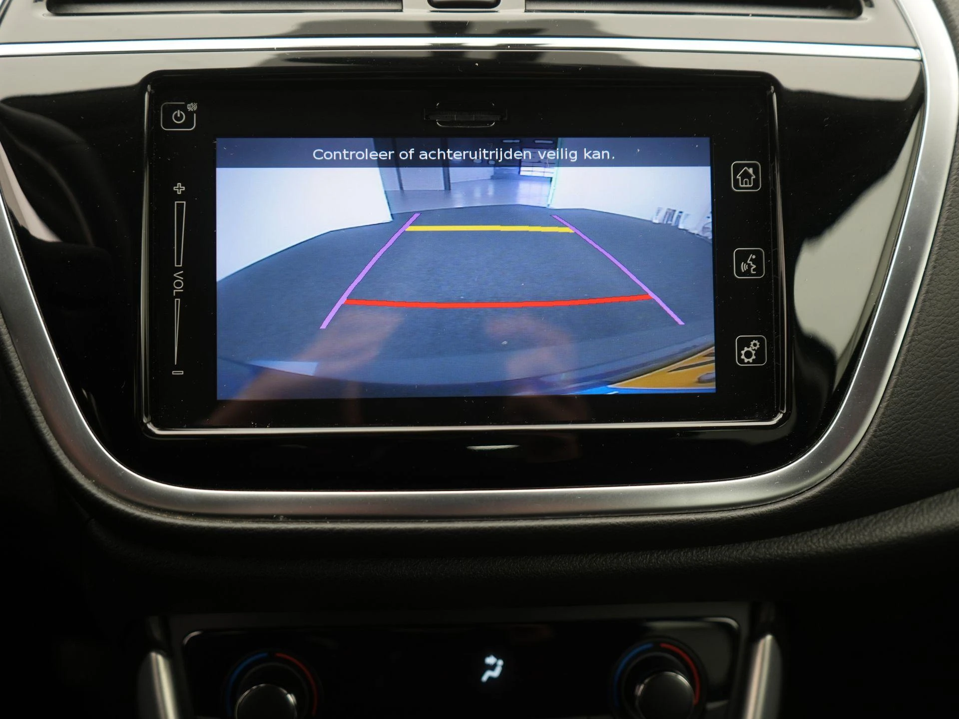 Suzuki-S-Cross-image-10