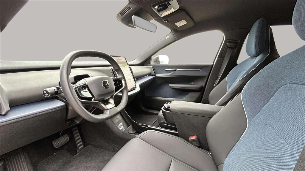 Volvo-EX30-image-9