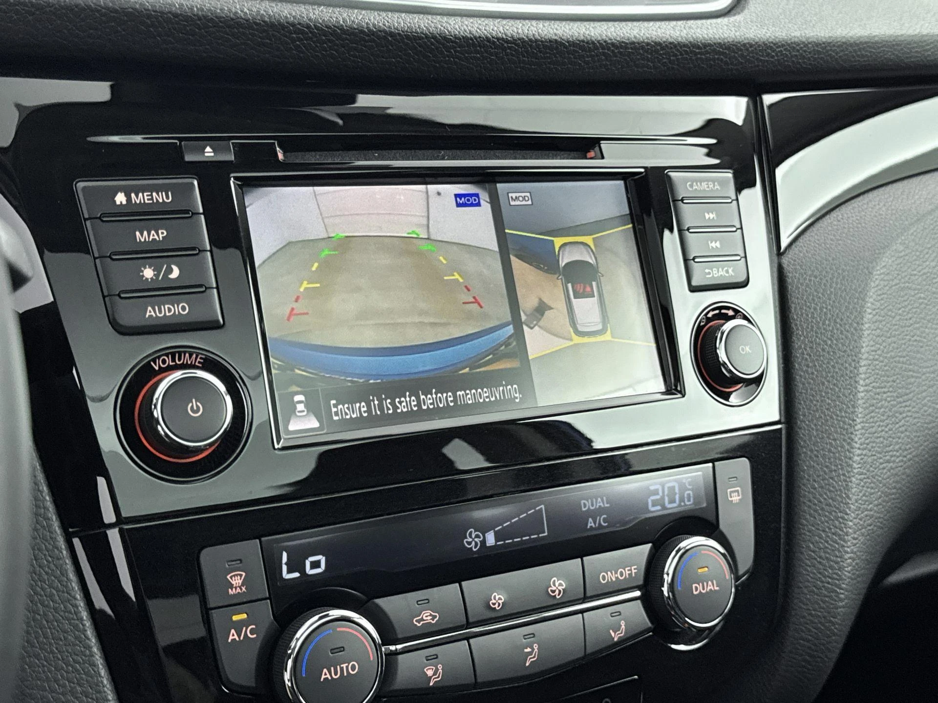 Nissan-QASHQAI-image-10