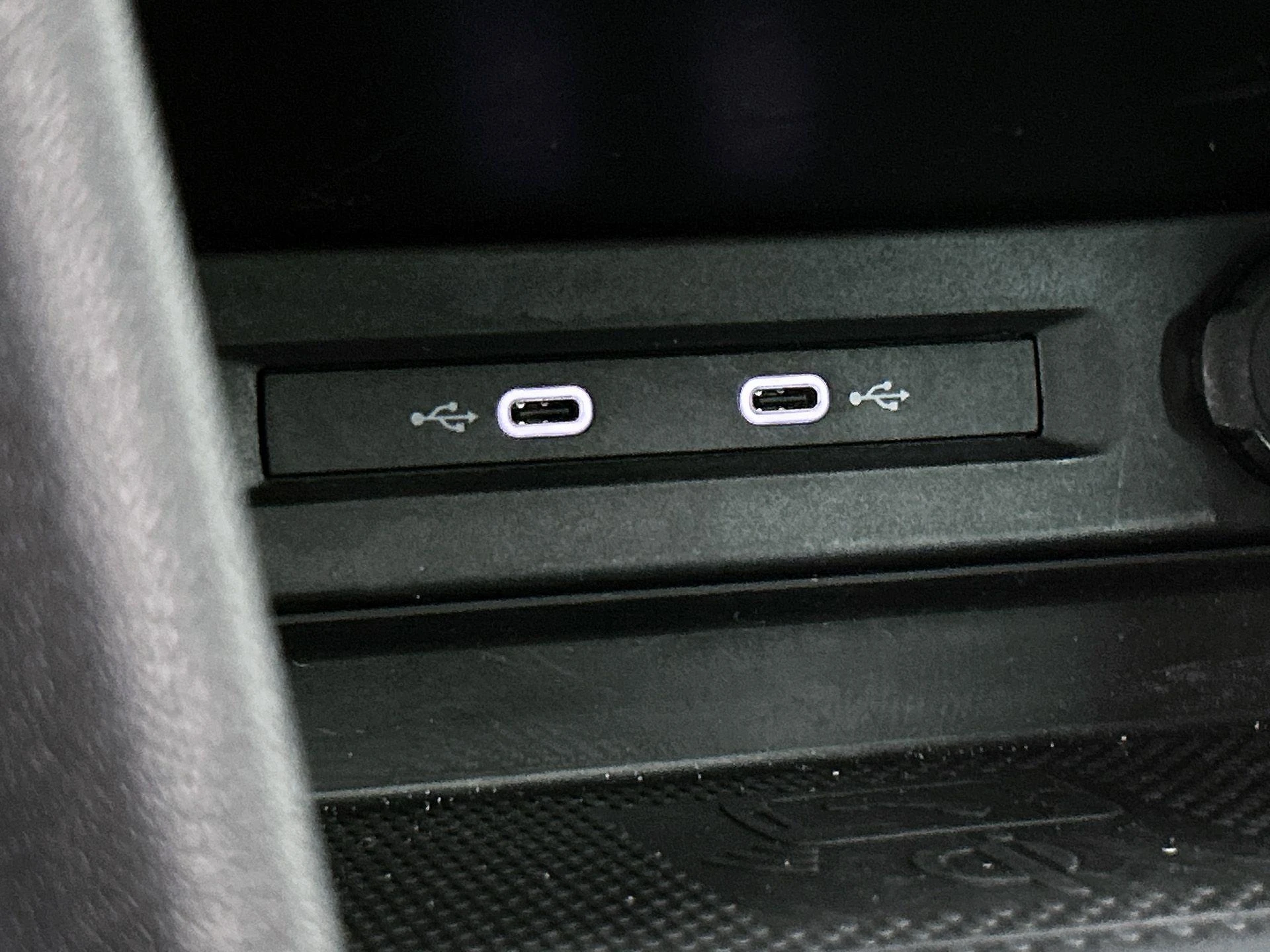 Volkswagen-Tiguan-image-34
