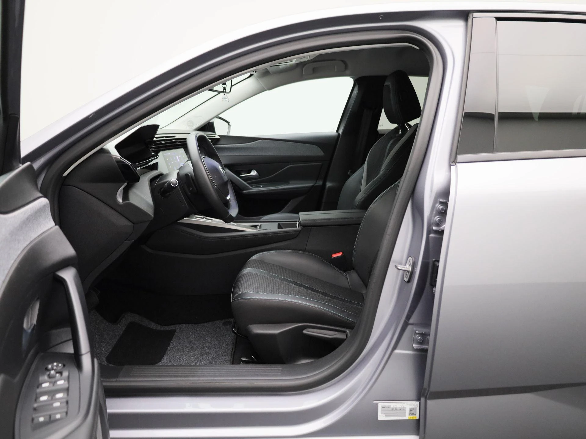 Peugeot-308-image-8