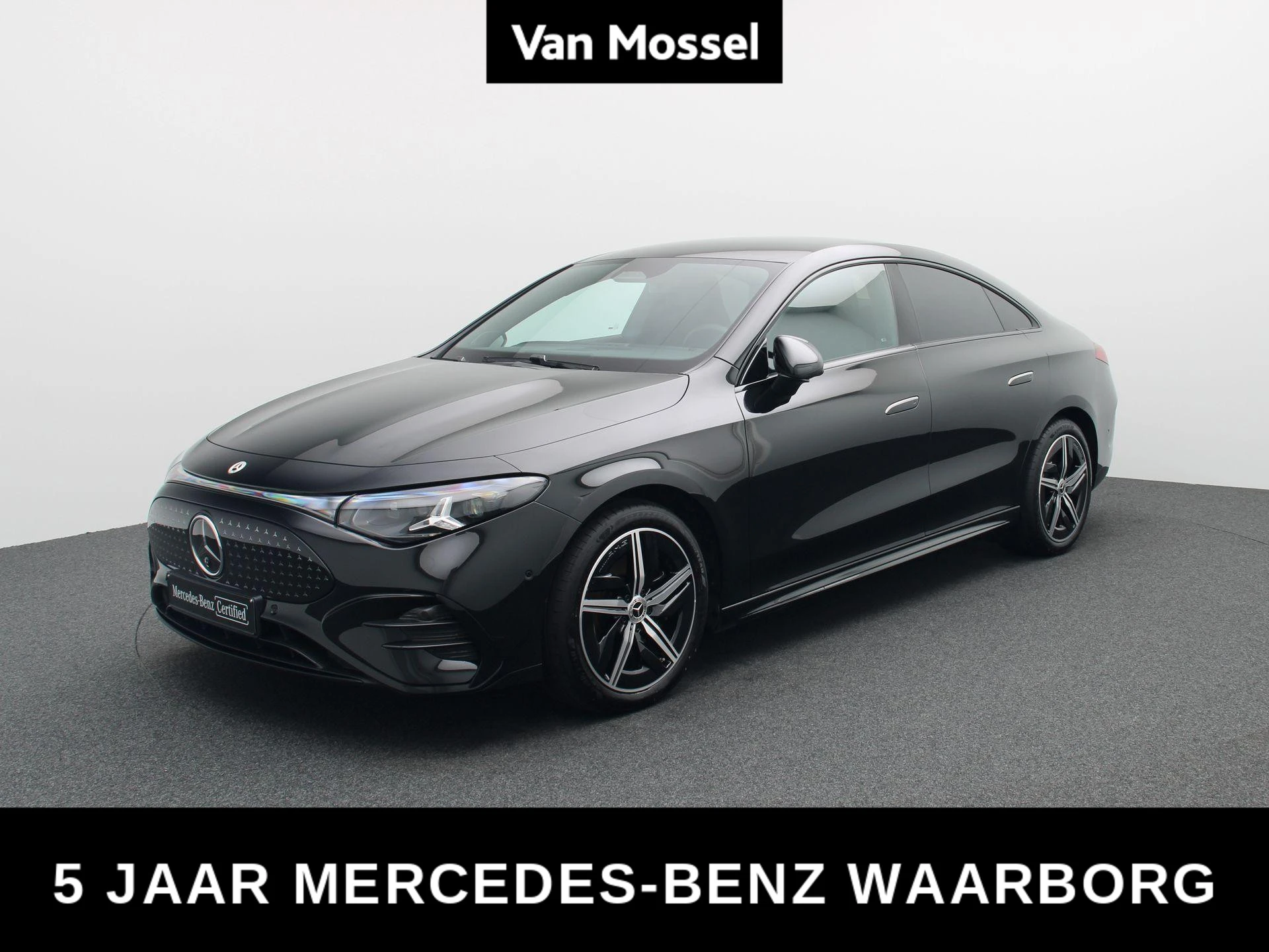 Mercedes-Benz-CLA-image-0