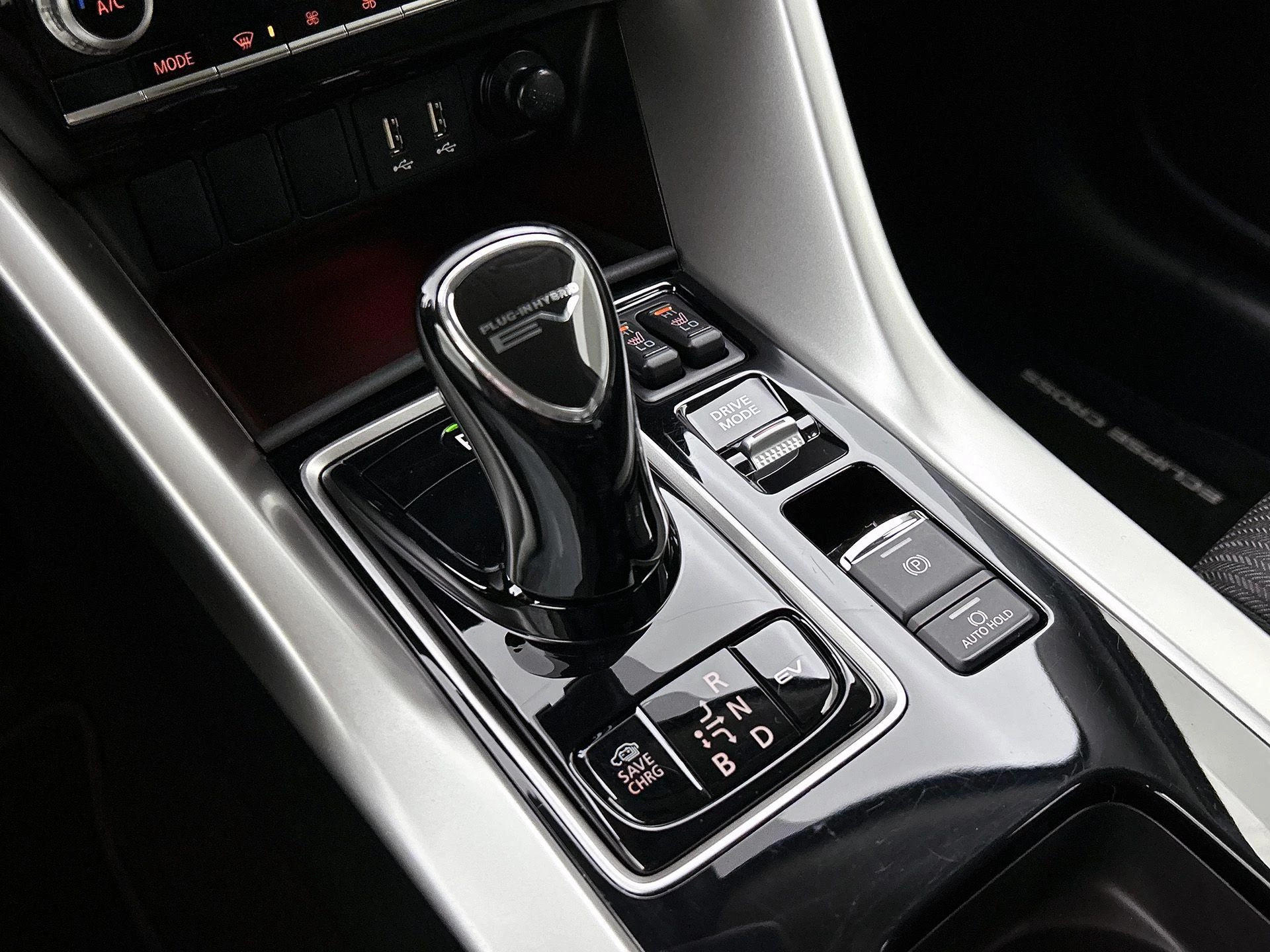 Mitsubishi-Eclipse Cross-image-14