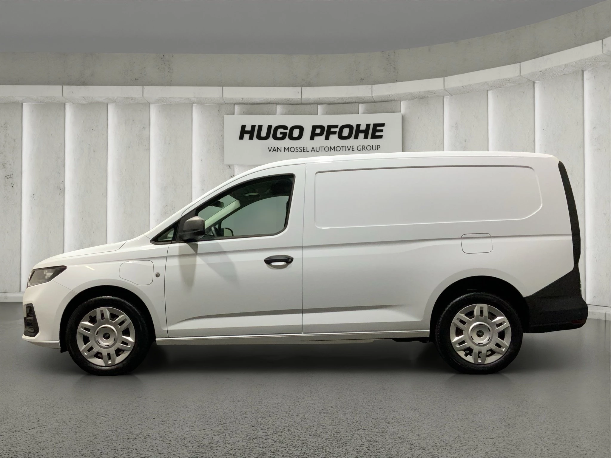 Ford-Transit Connect-image-1