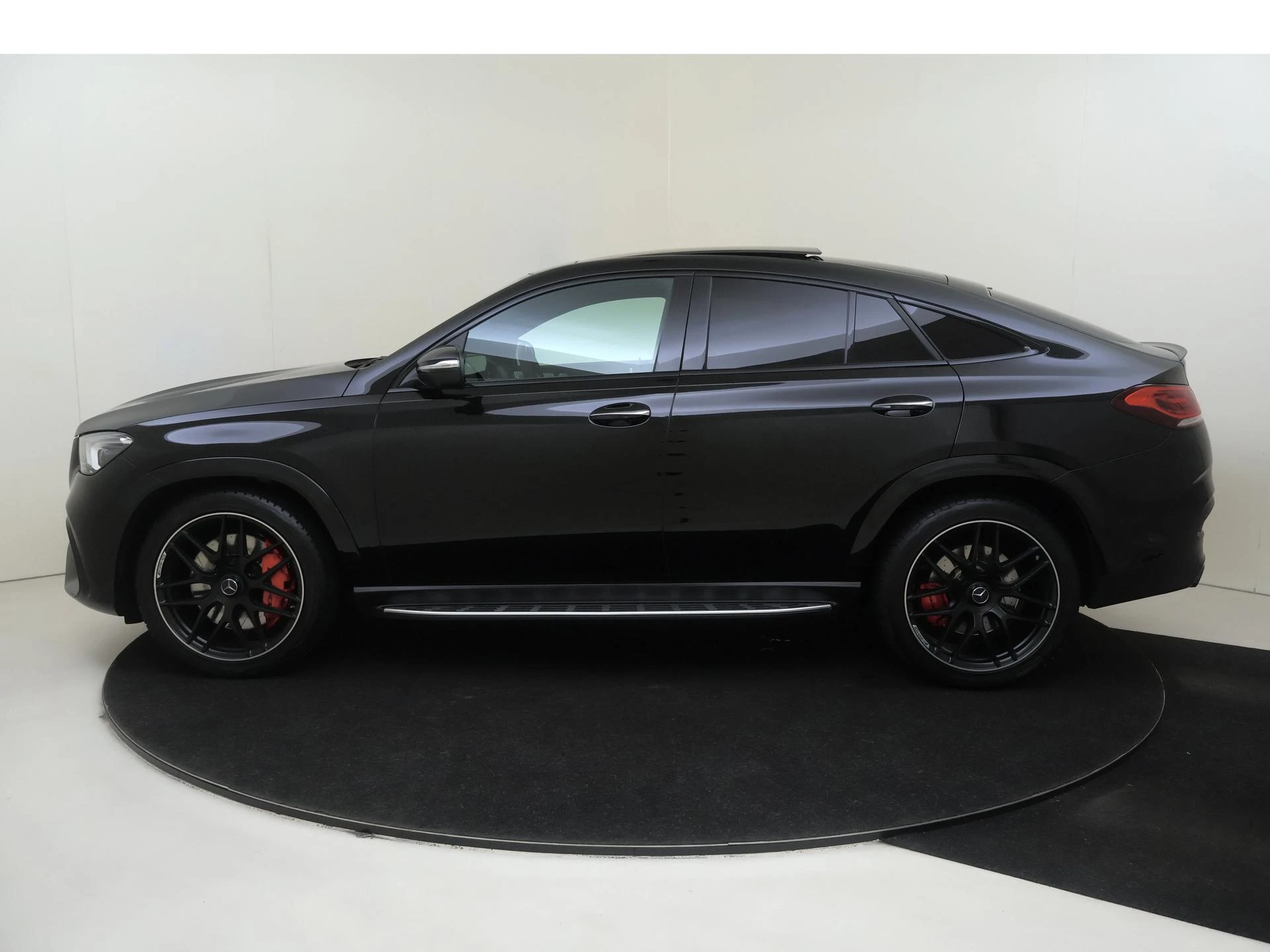 Mercedes-Benz-GLE-image-7