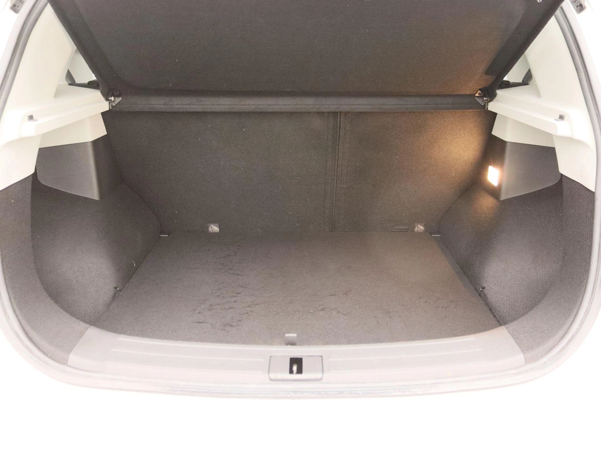 MG ZS EV Standard Range Luxury 50 kWh