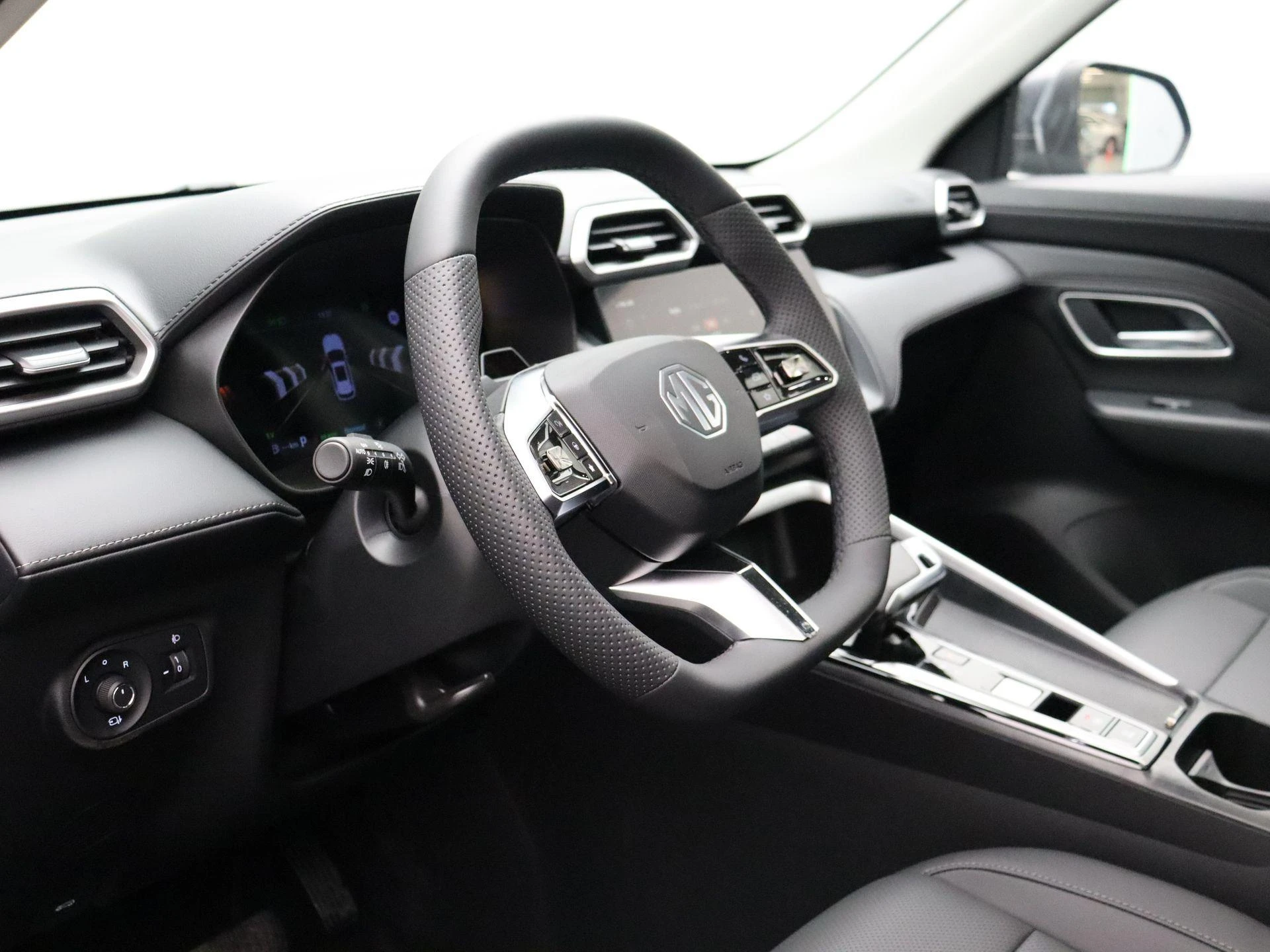 MG-ZS-image-9