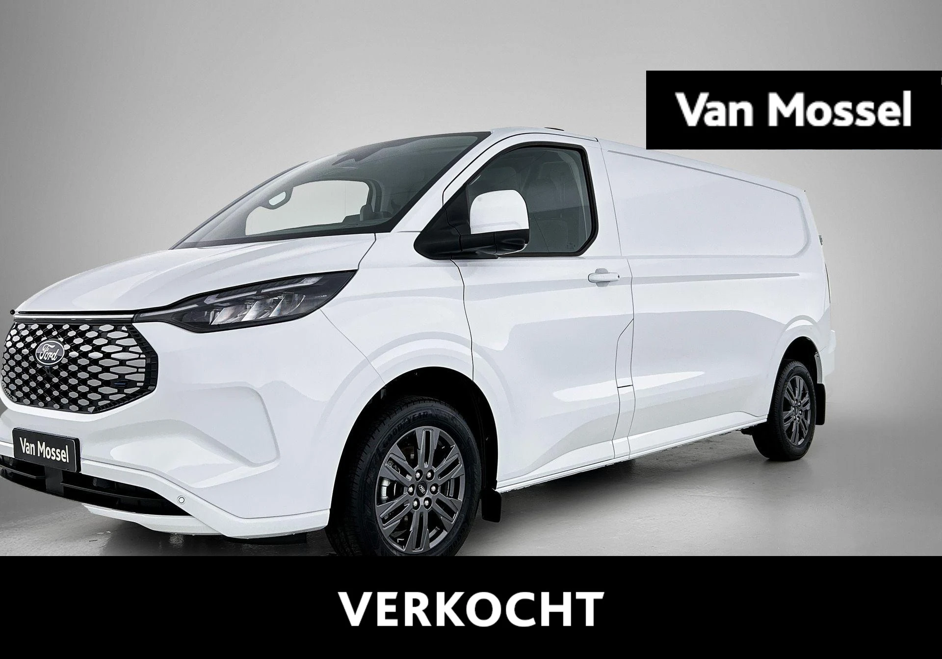 Ford-Transit Custom-image-0