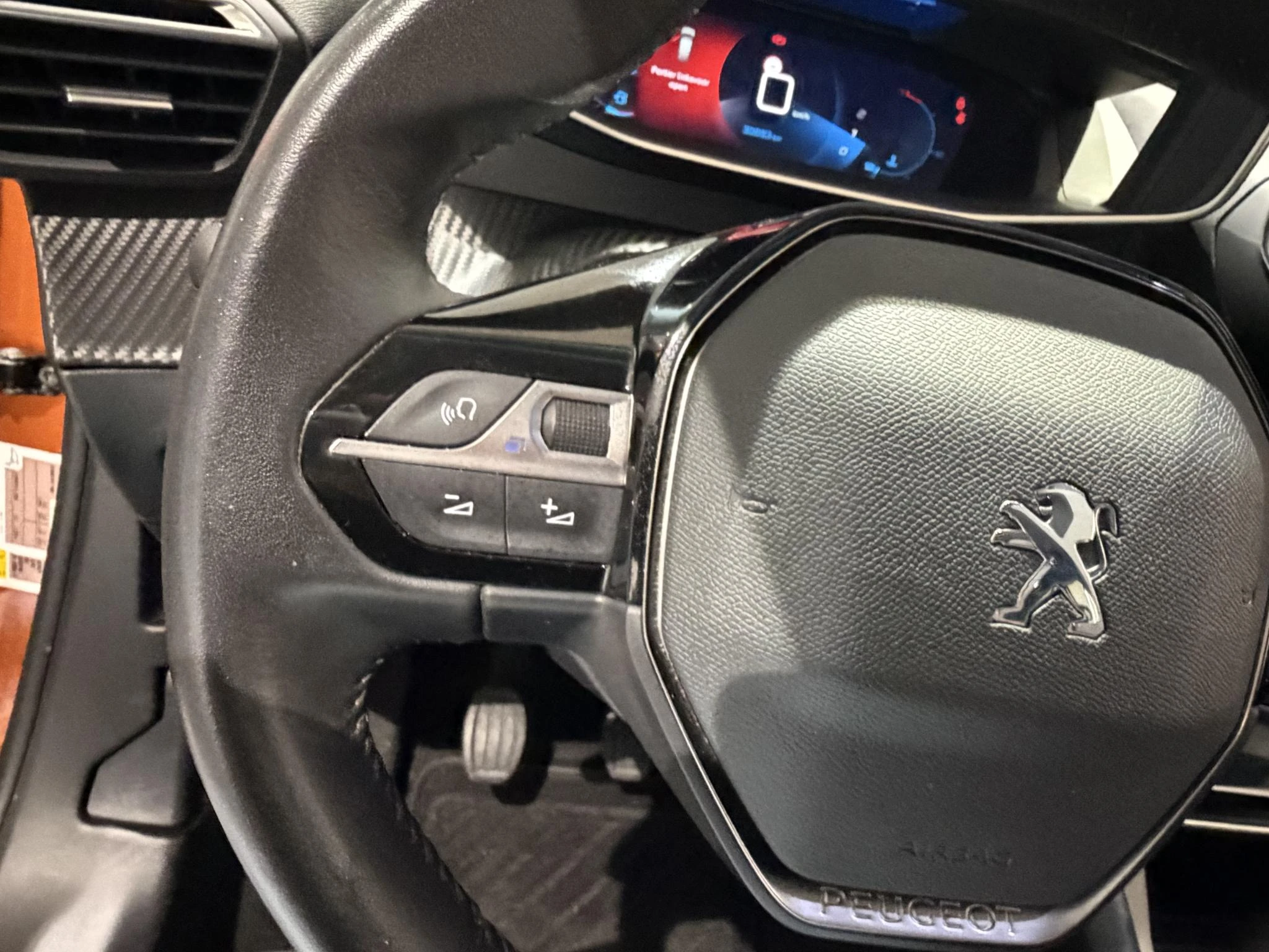 Peugeot-2008-image-12