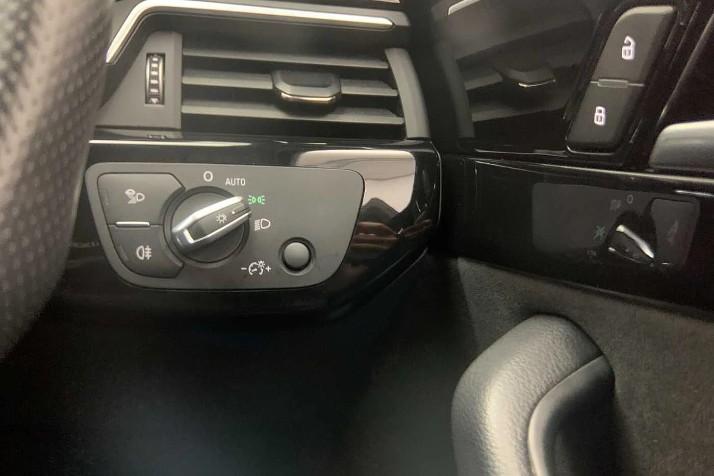 Audi-A4-image-24