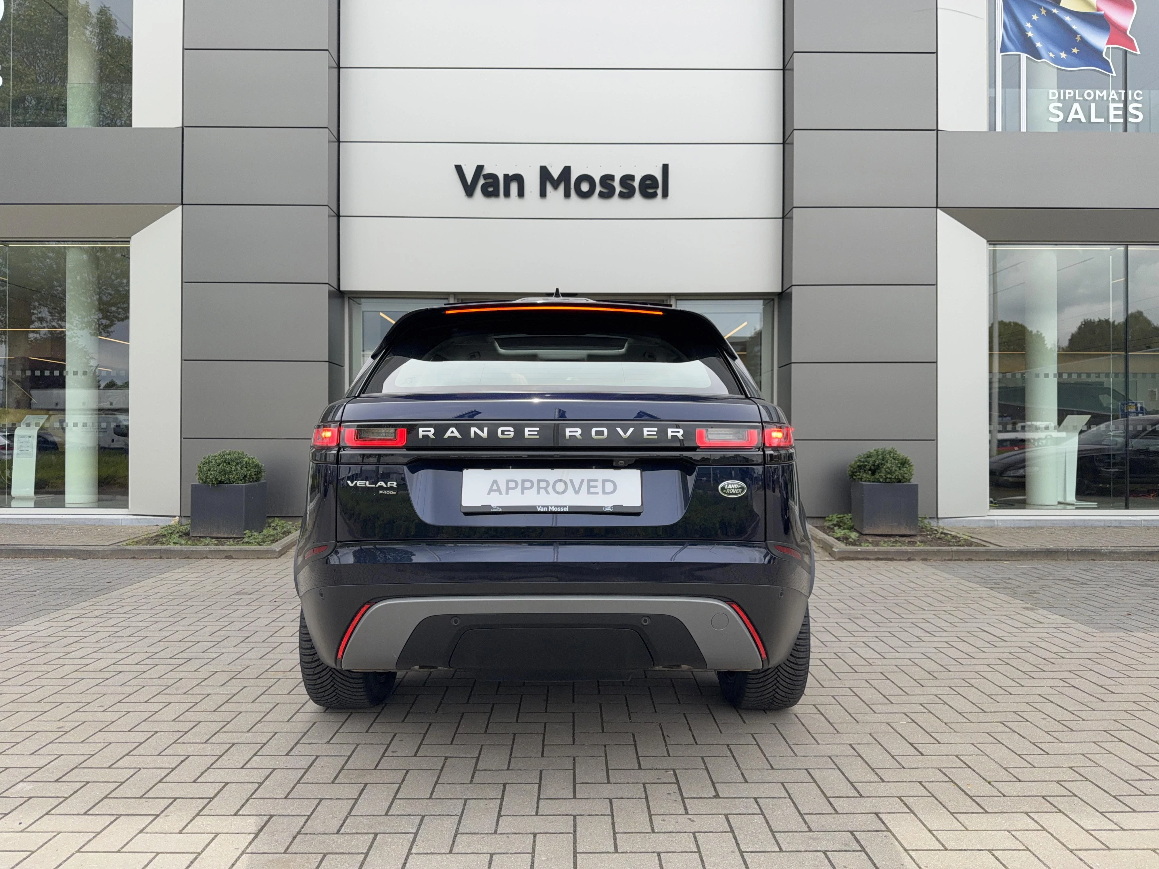Land Rover-Range Rover Velar-image-8