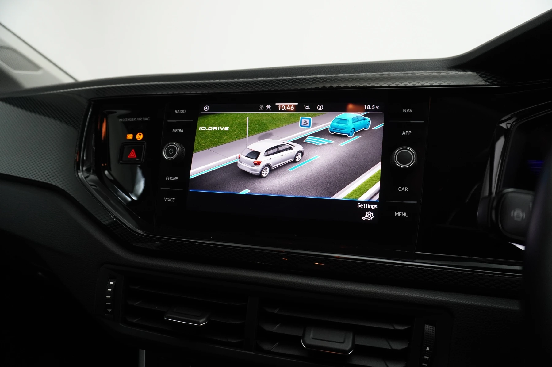 Volkswagen-Polo-image-27