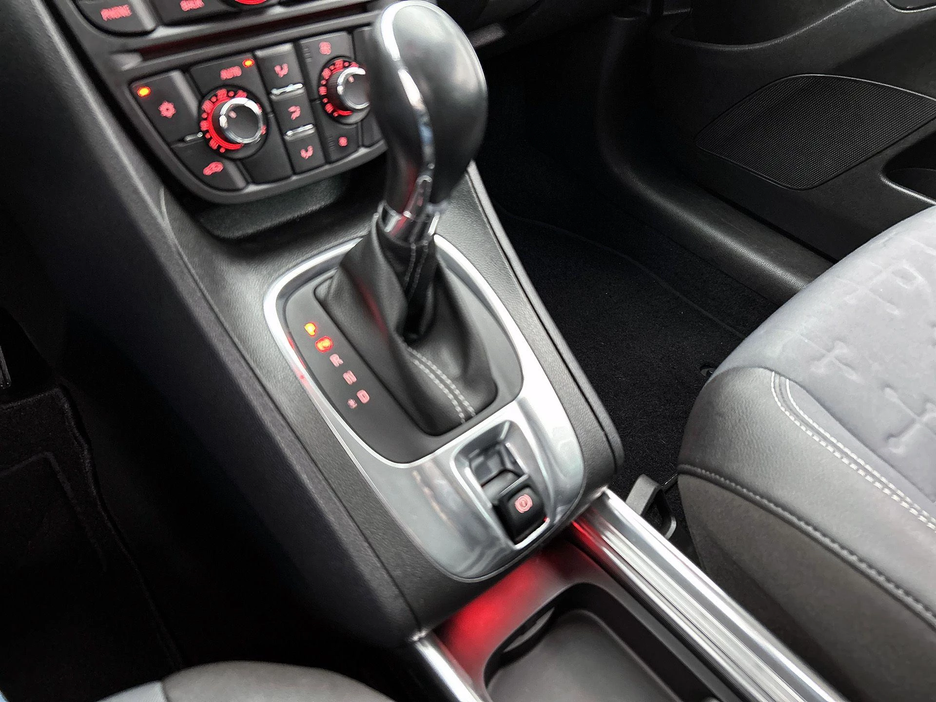 Opel-Meriva-image-23