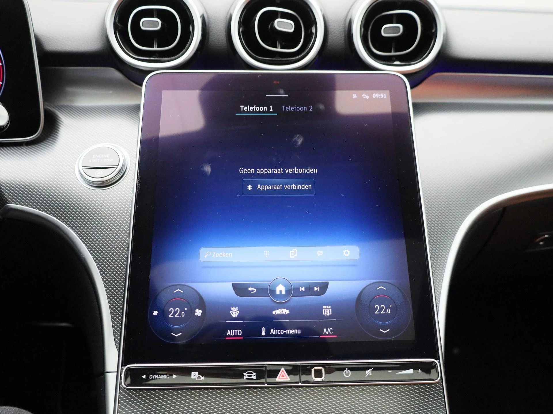 Mercedes-Benz-C-Klasse-image-29