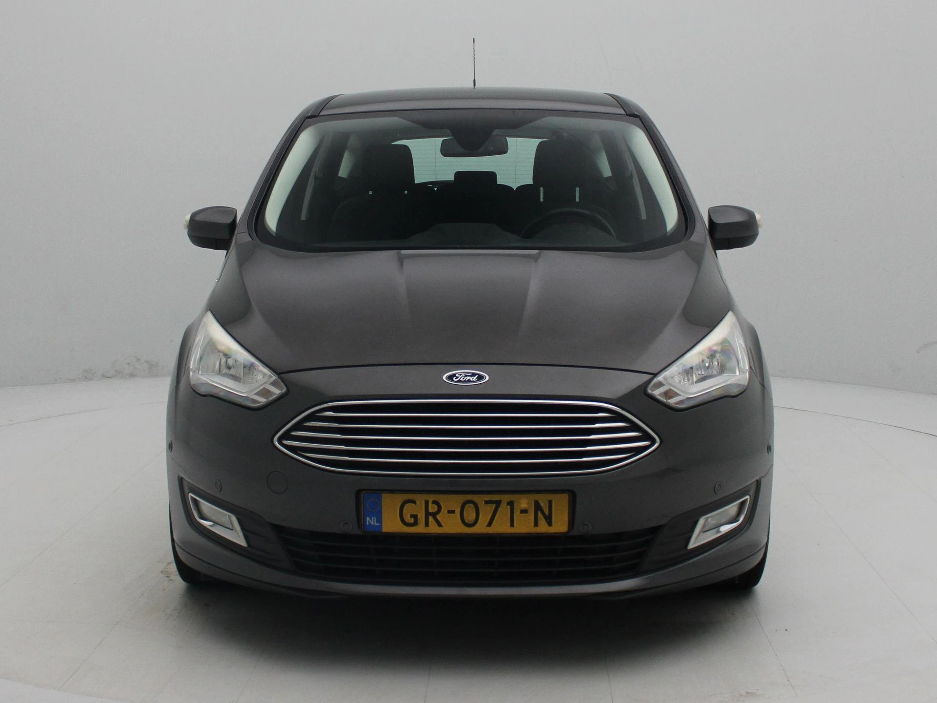 Ford-C-MAX-image-3