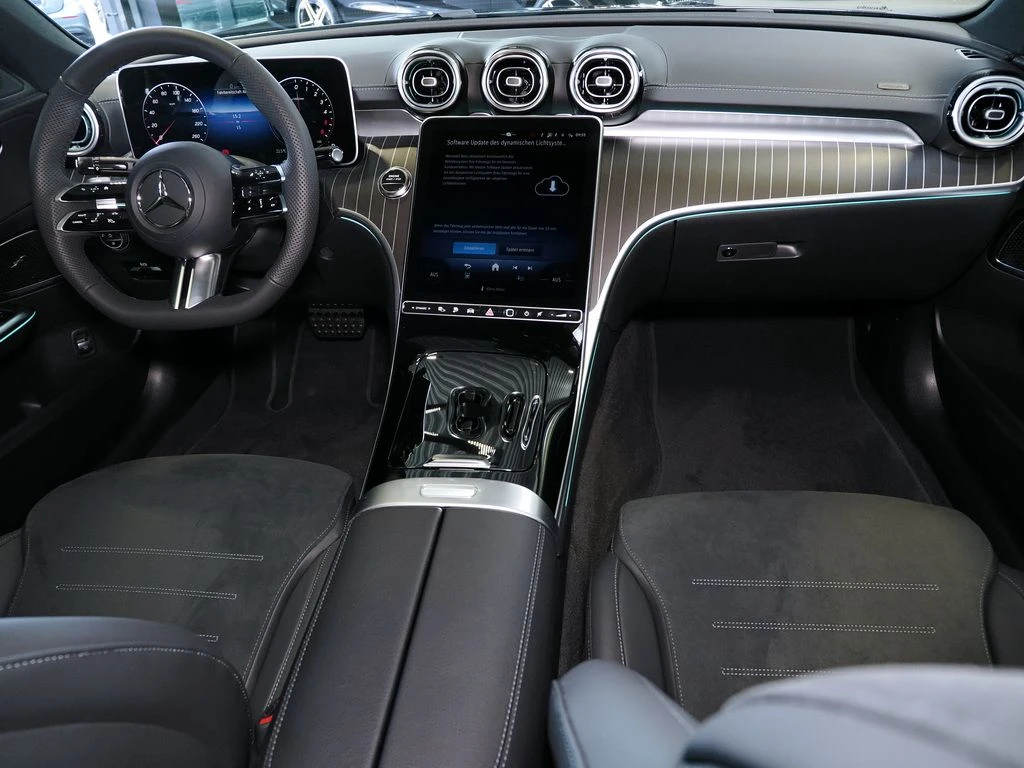Mercedes-Benz-C-Klasse 300 de-image-10