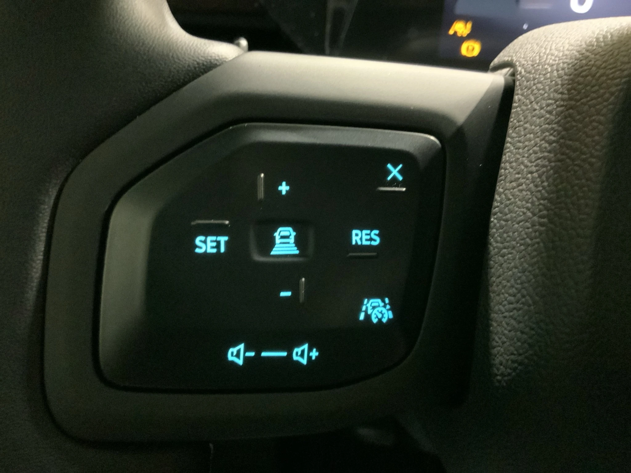 Ford-Explorer-image-17