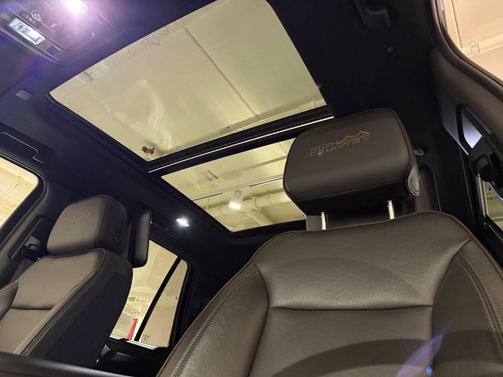 Chevrolet-Tahoe-image-12