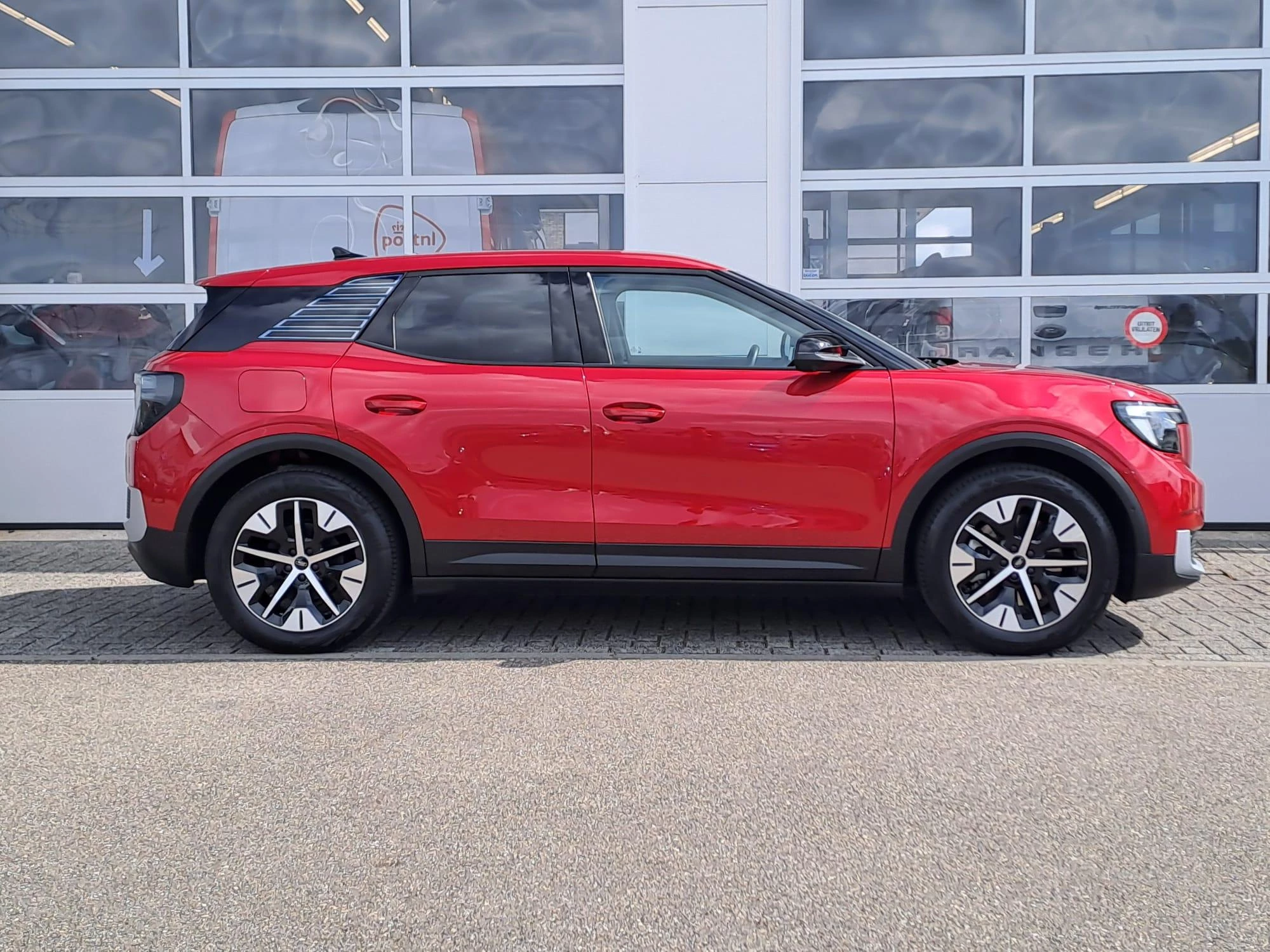 Ford-Explorer-image-4