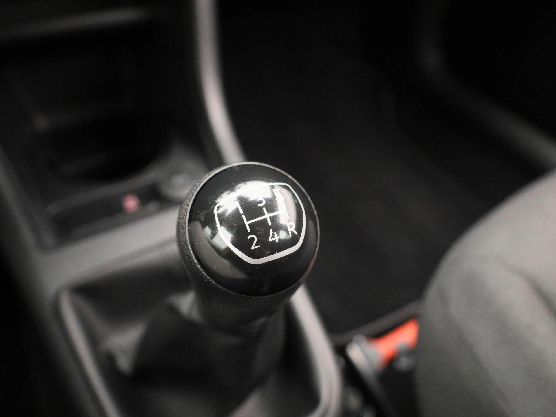 Volkswagen-up!-image-20