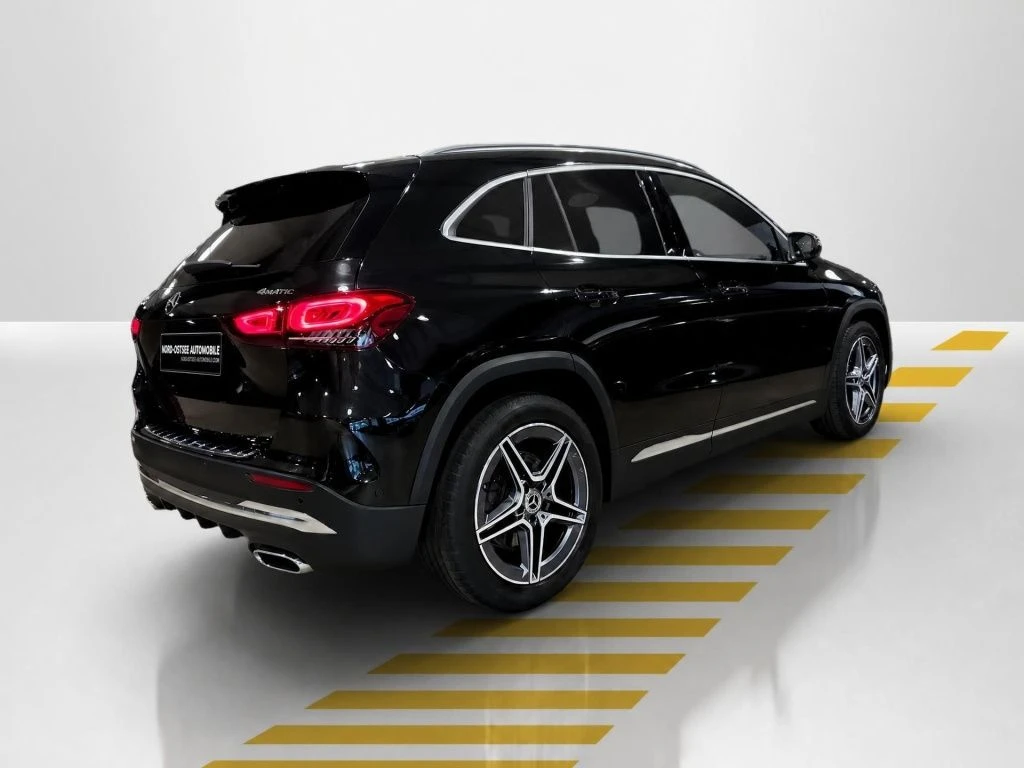 Mercedes-Benz-GLA 250-image-14