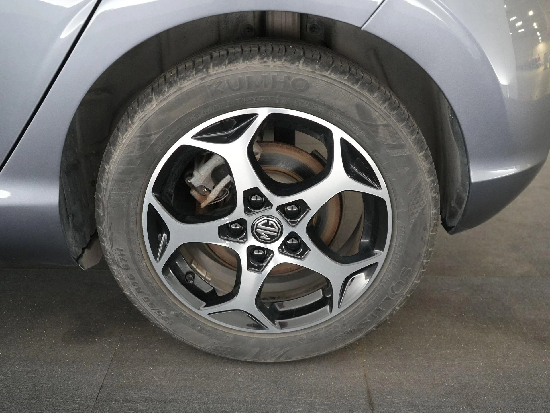 MG-ZS-image-13