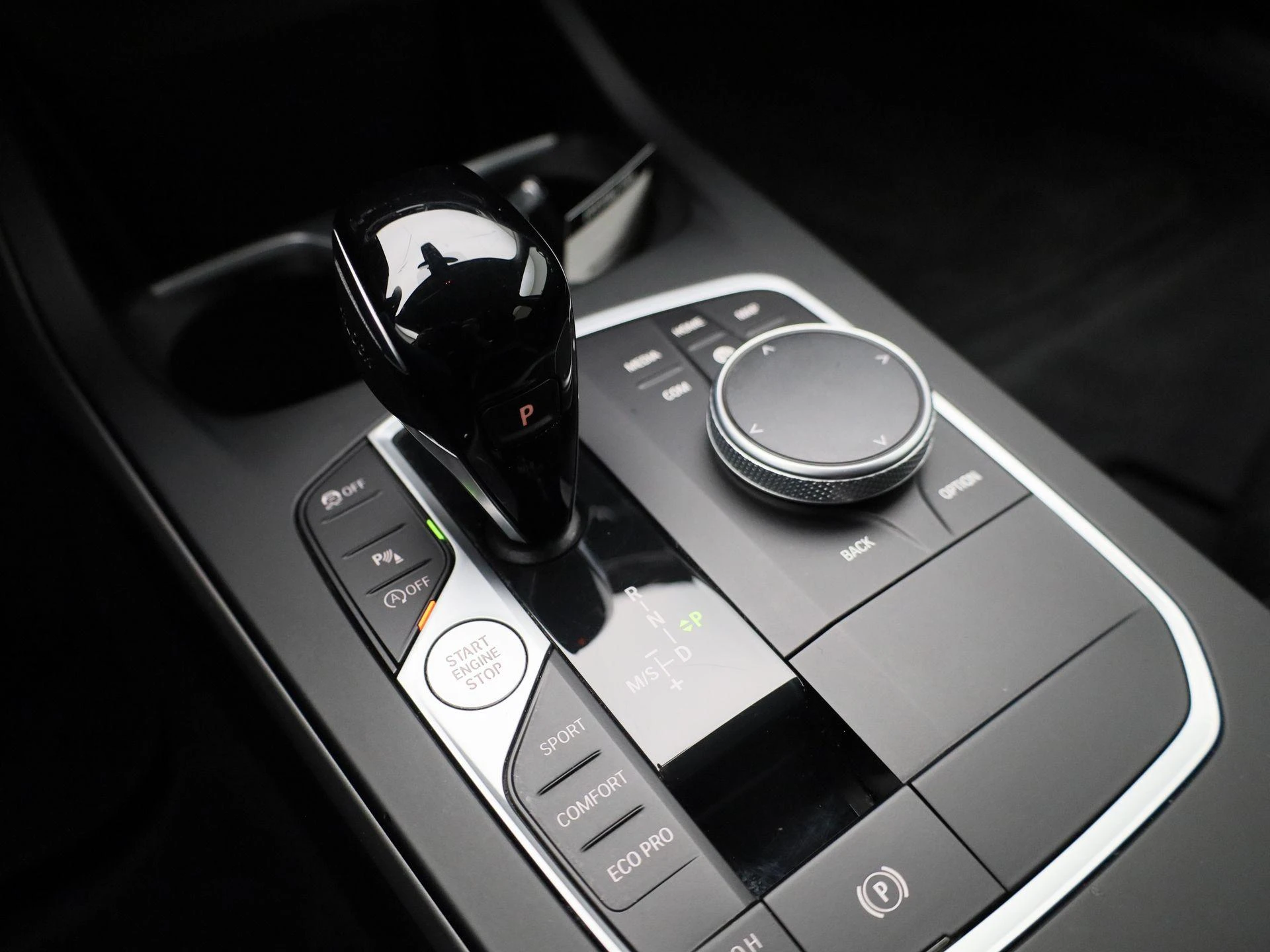 BMW Série 1 Hatch 116iA (80 kW)