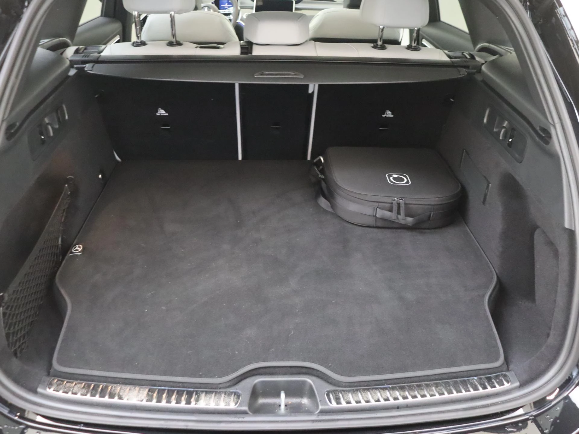 Mercedes-Benz GLC 300e 4MATIC AMG Line