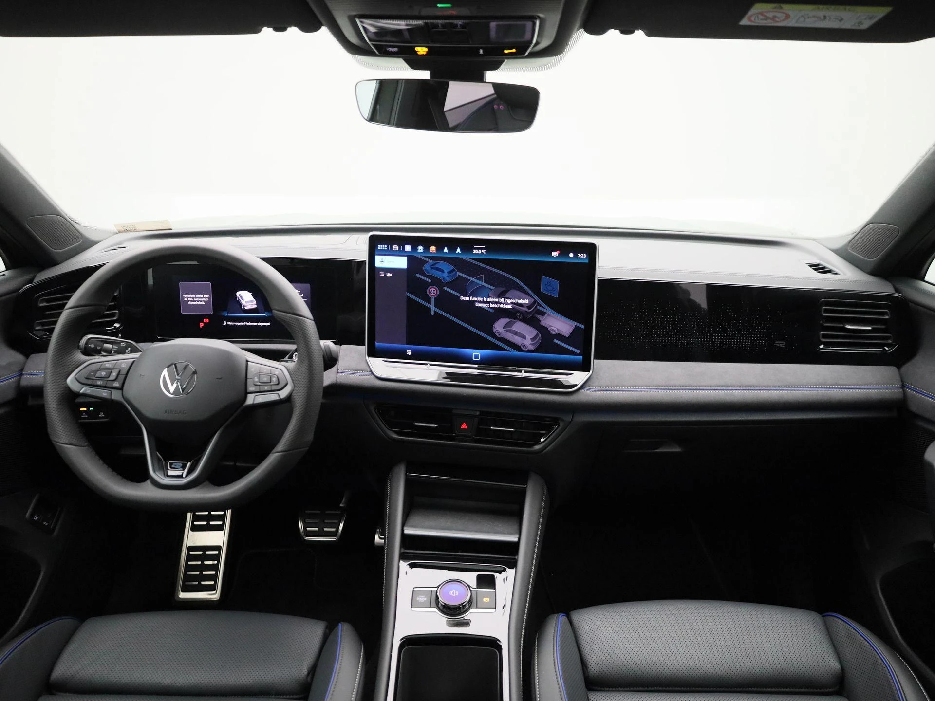 Volkswagen-Tiguan-image-44
