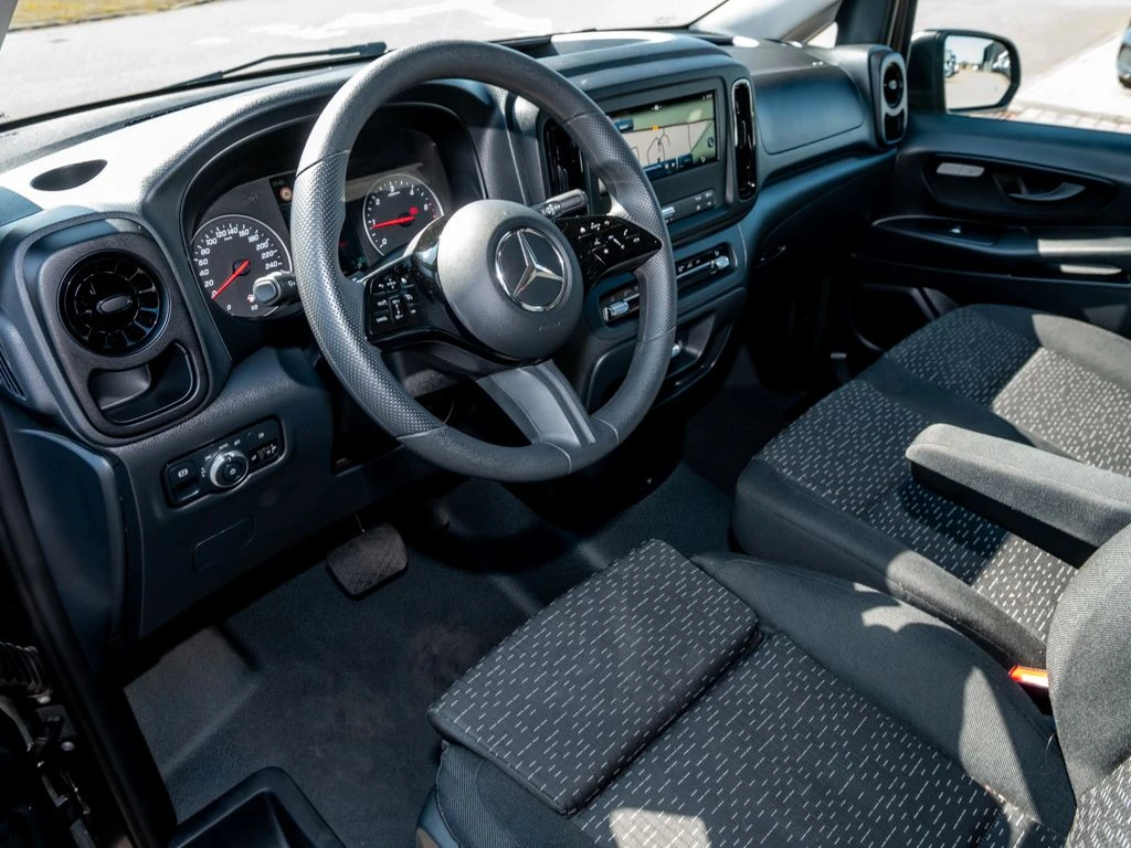 Mercedes-Benz-Vito 116-image-7