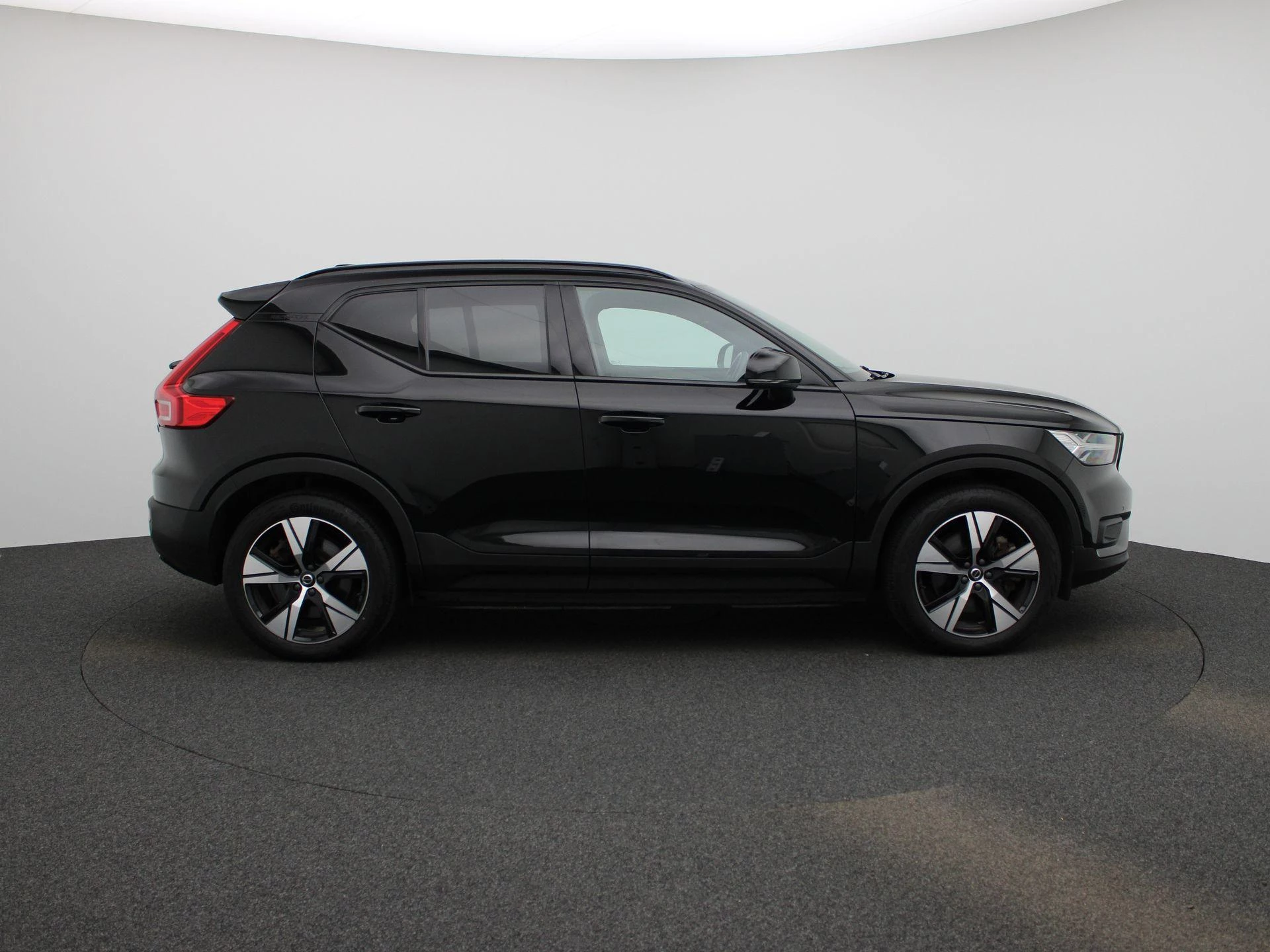 Volvo-XC40-image-5