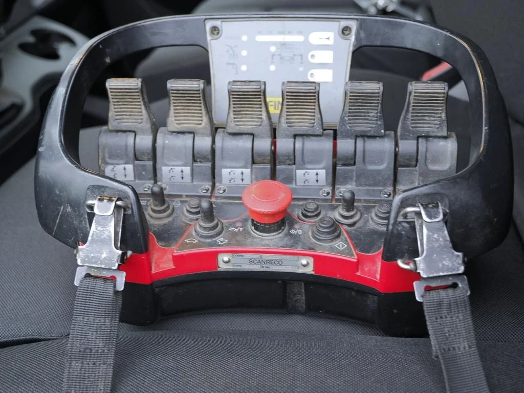 Mercedes-Benz-Sprinter 519-image-14