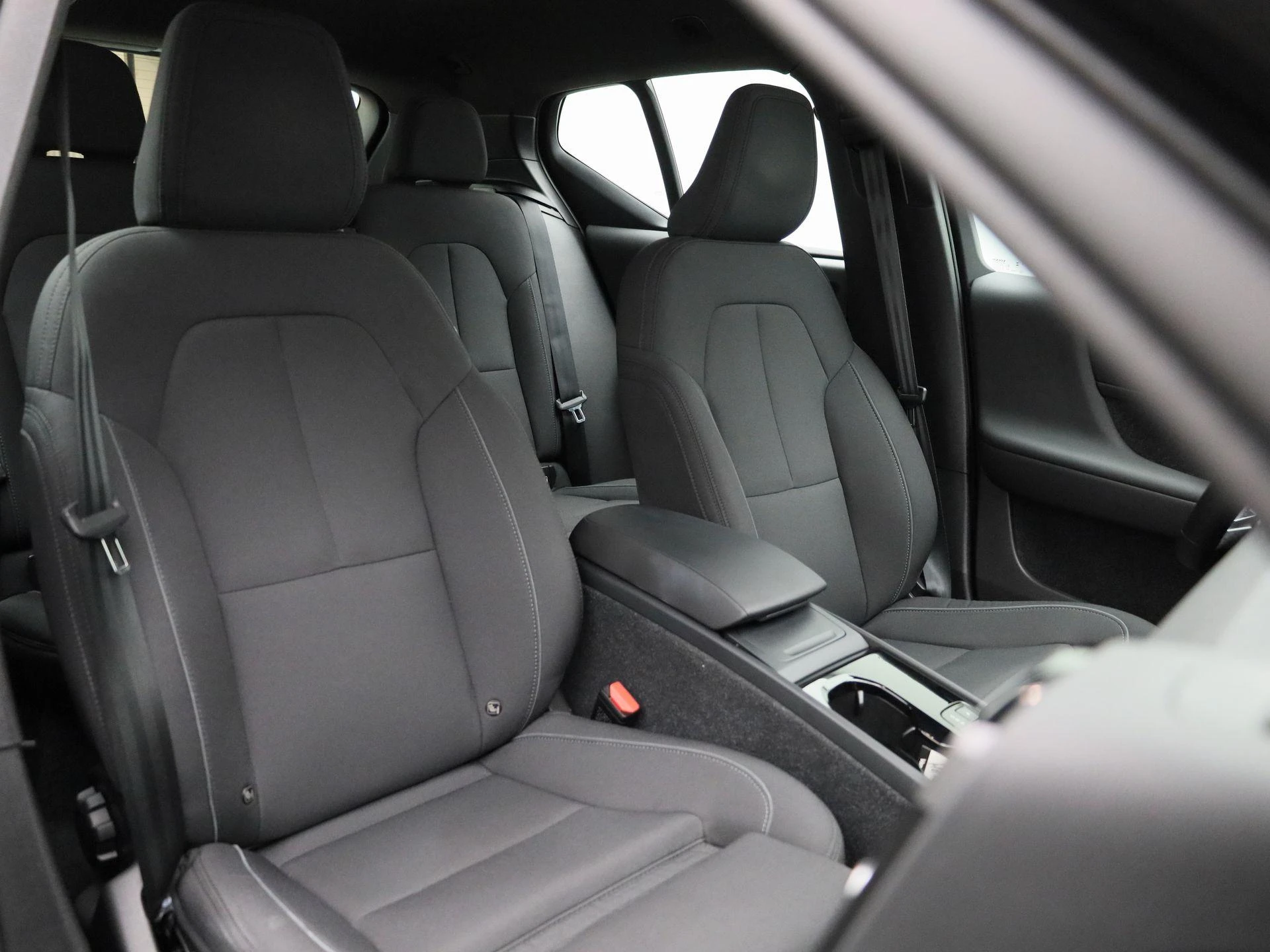 Volvo-XC40-image-35