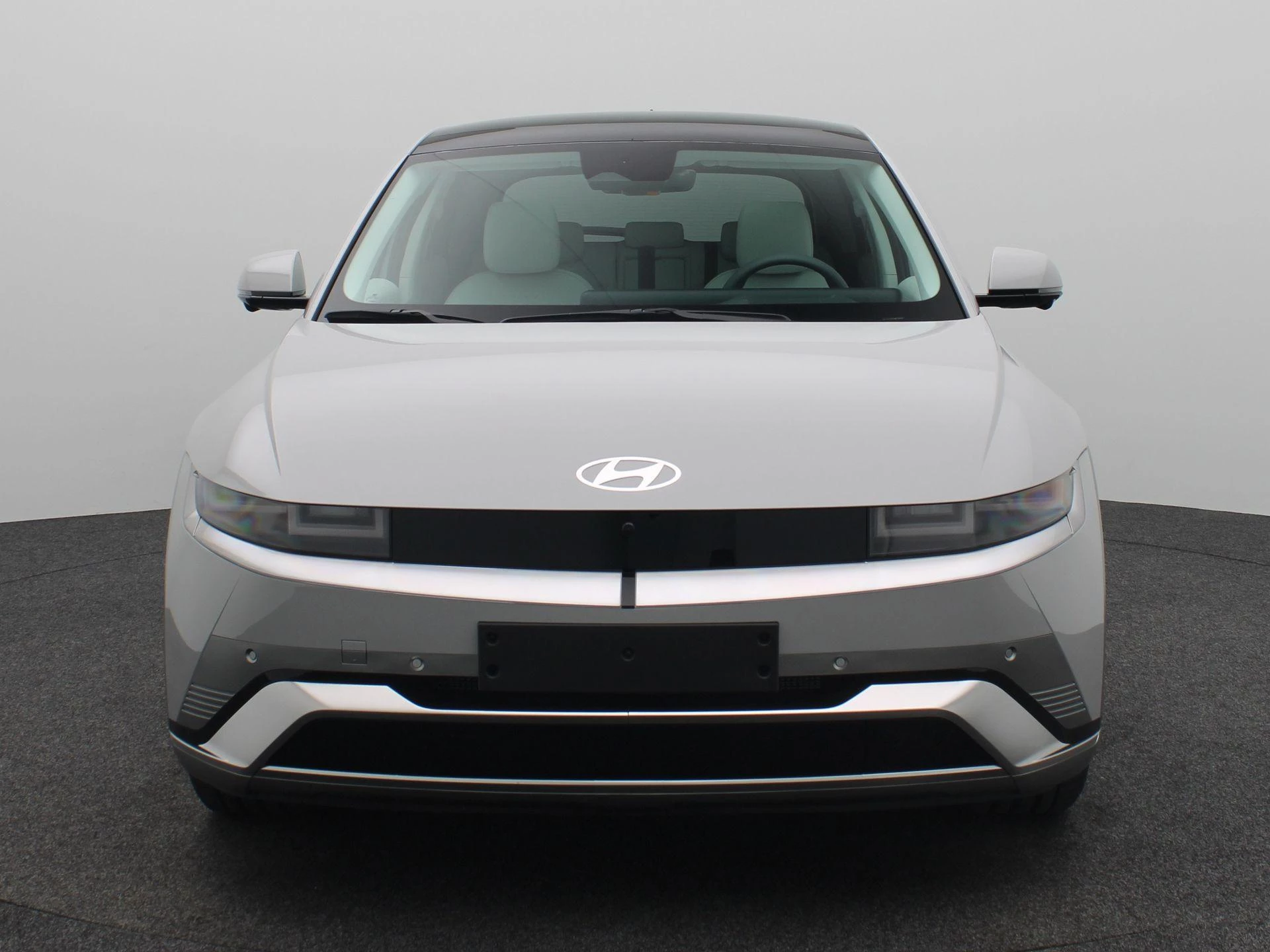 Hyundai-IONIQ 5-image-2