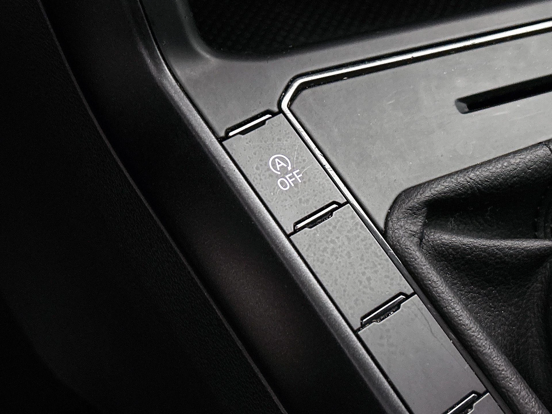Volkswagen-Polo-image-8