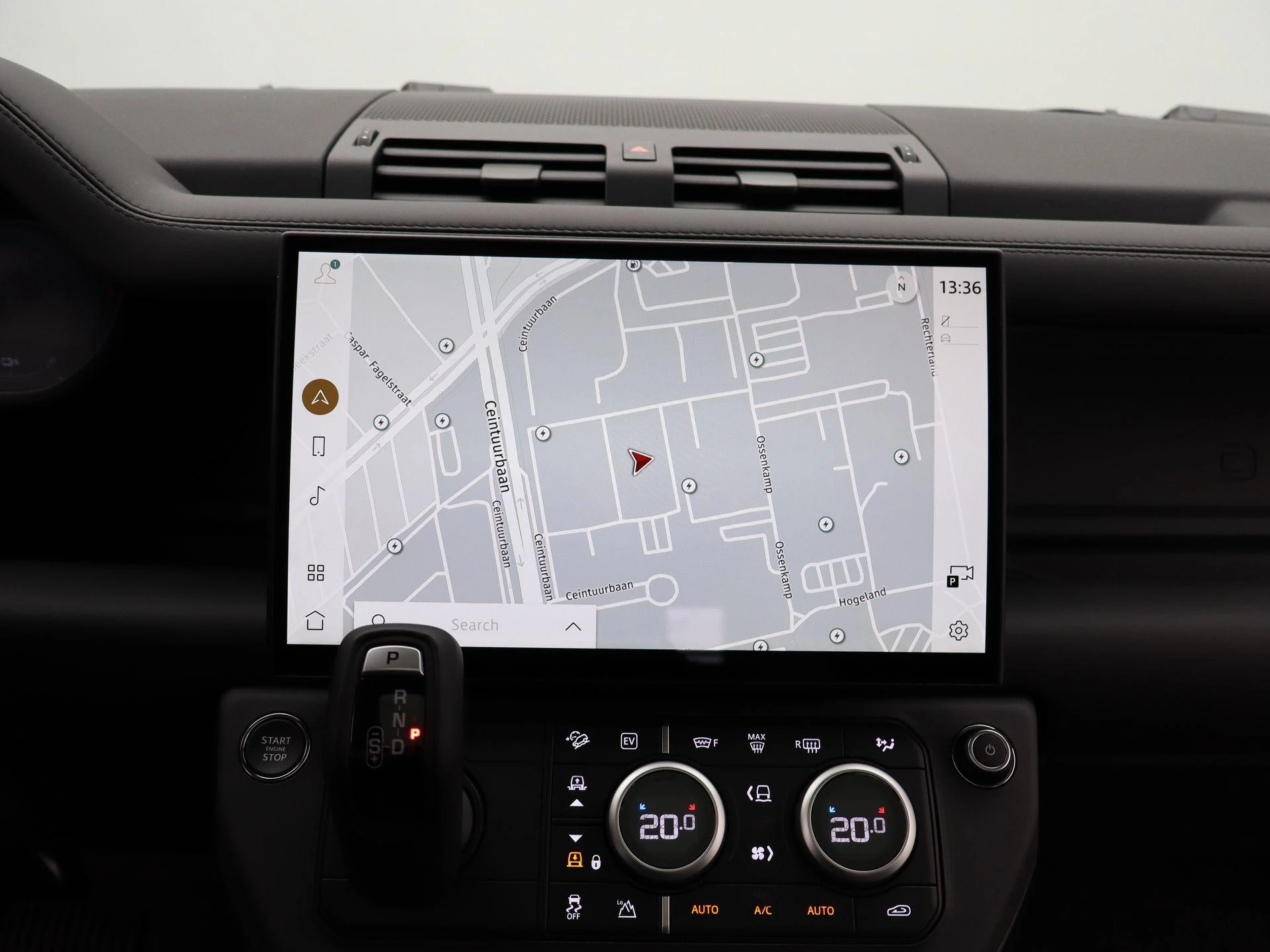 Land Rover-Defender-image-8