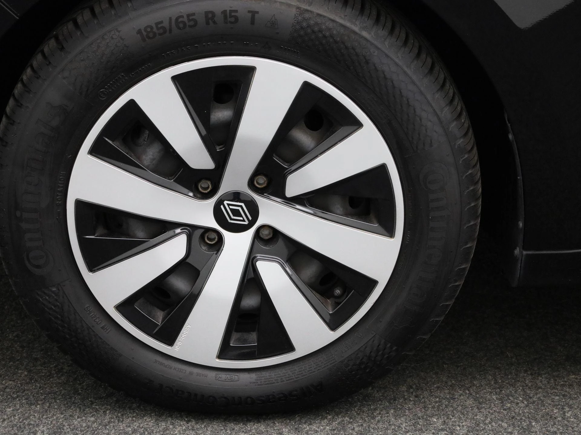 Renault-Clio-image-11