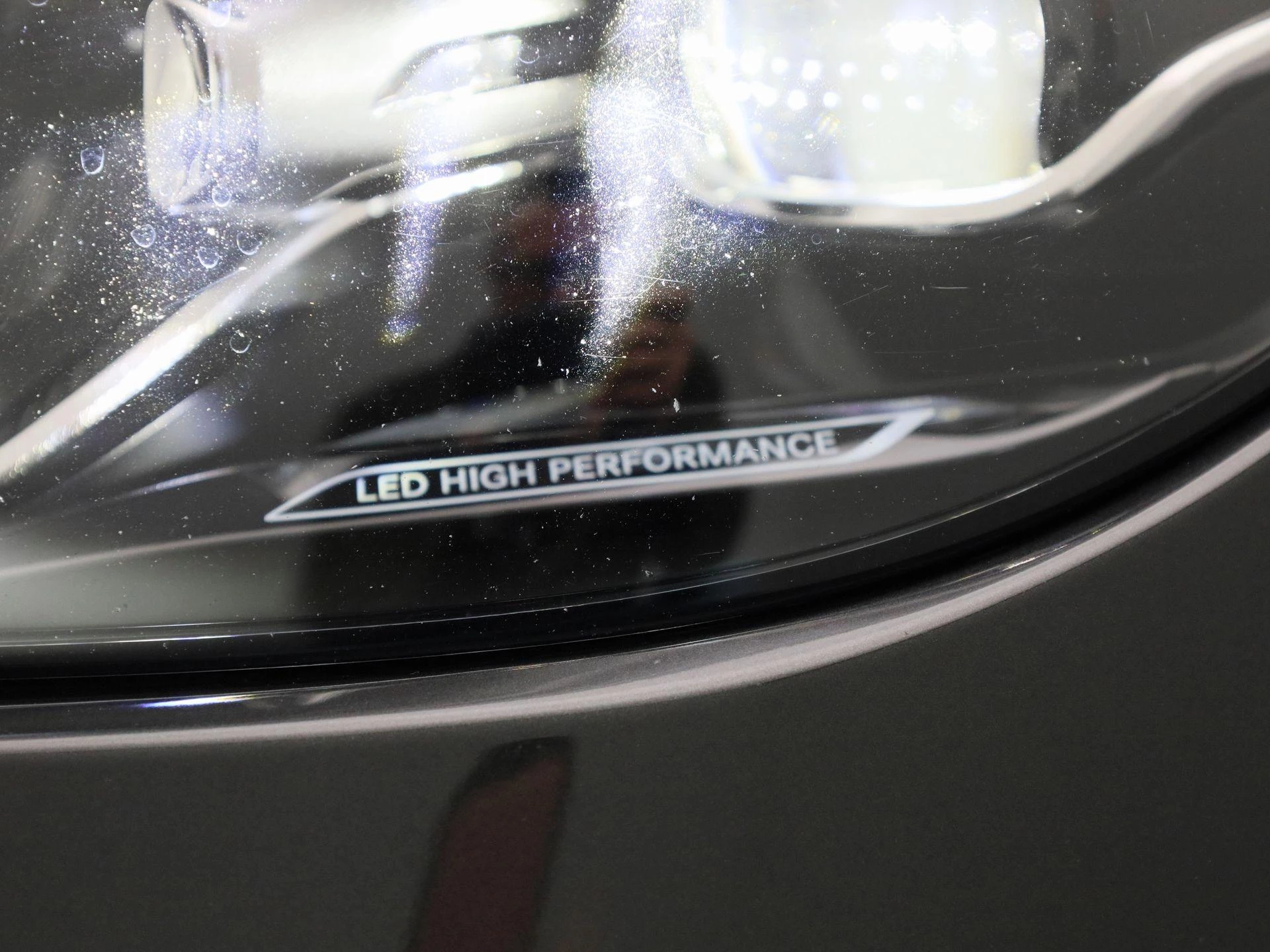 Mercedes-Benz-C-Klasse-image-16