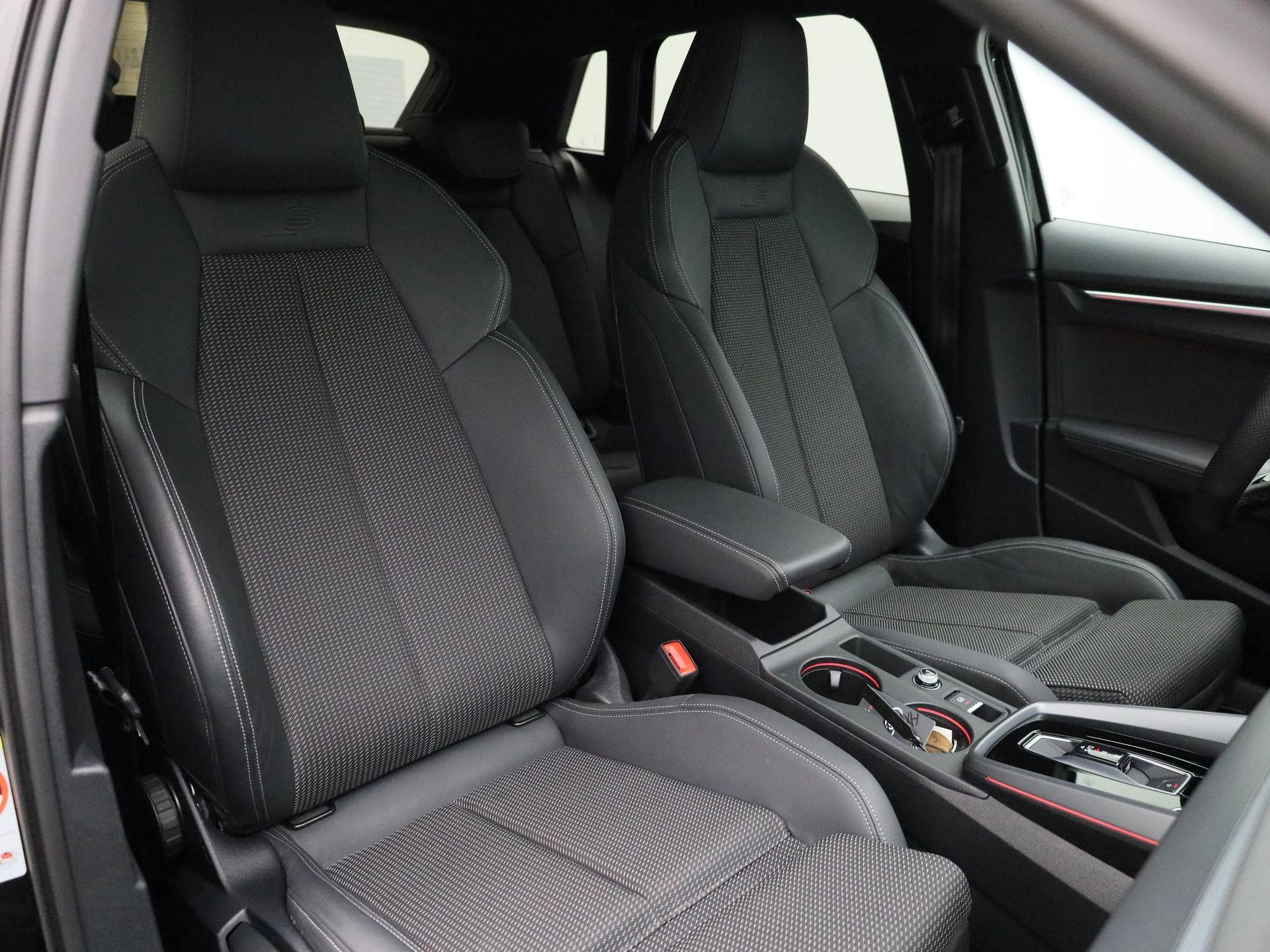 Audi A3 Sportback 40 TFSI e S edition 204 PK