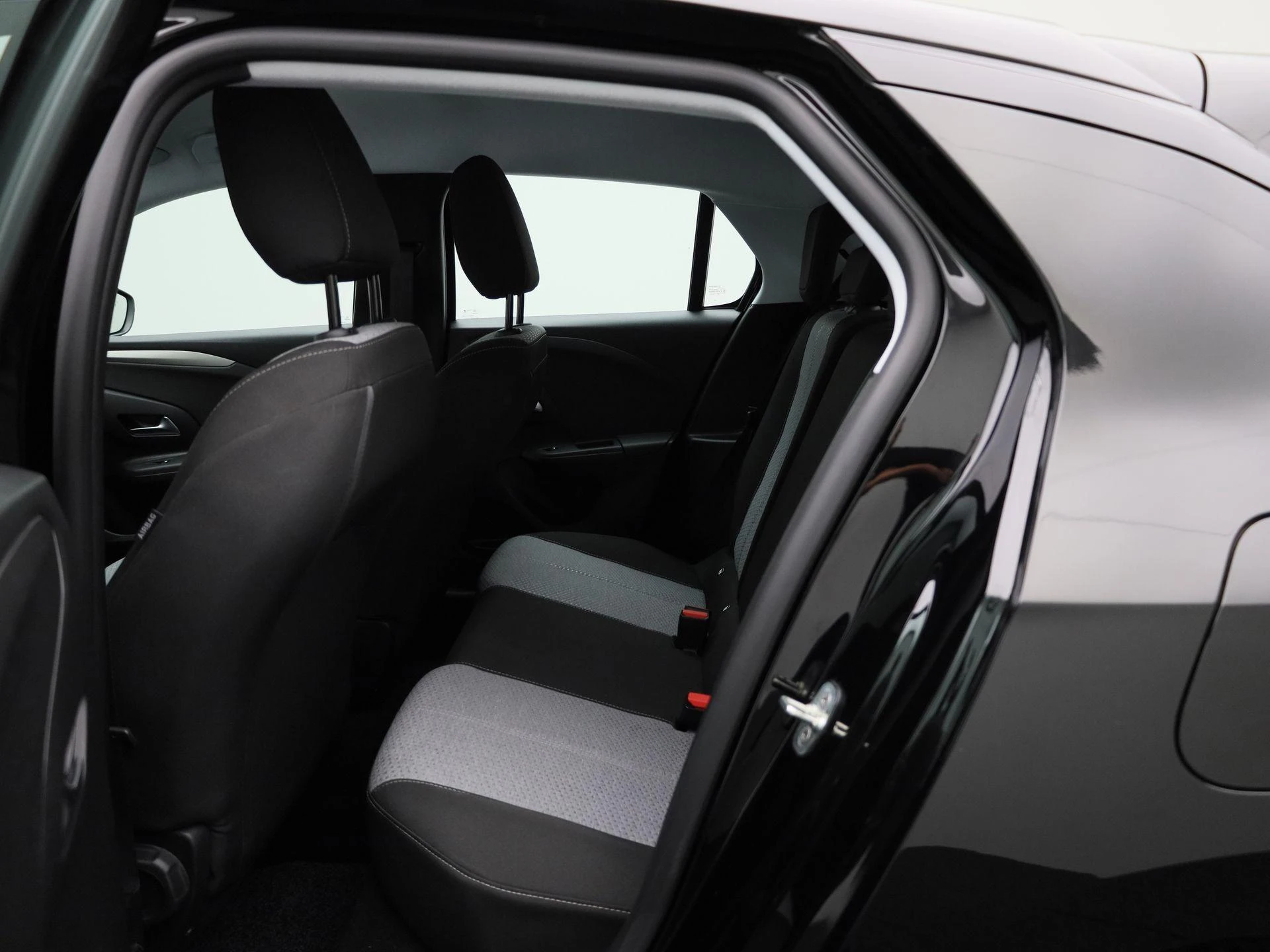 Opel-Corsa-image-9