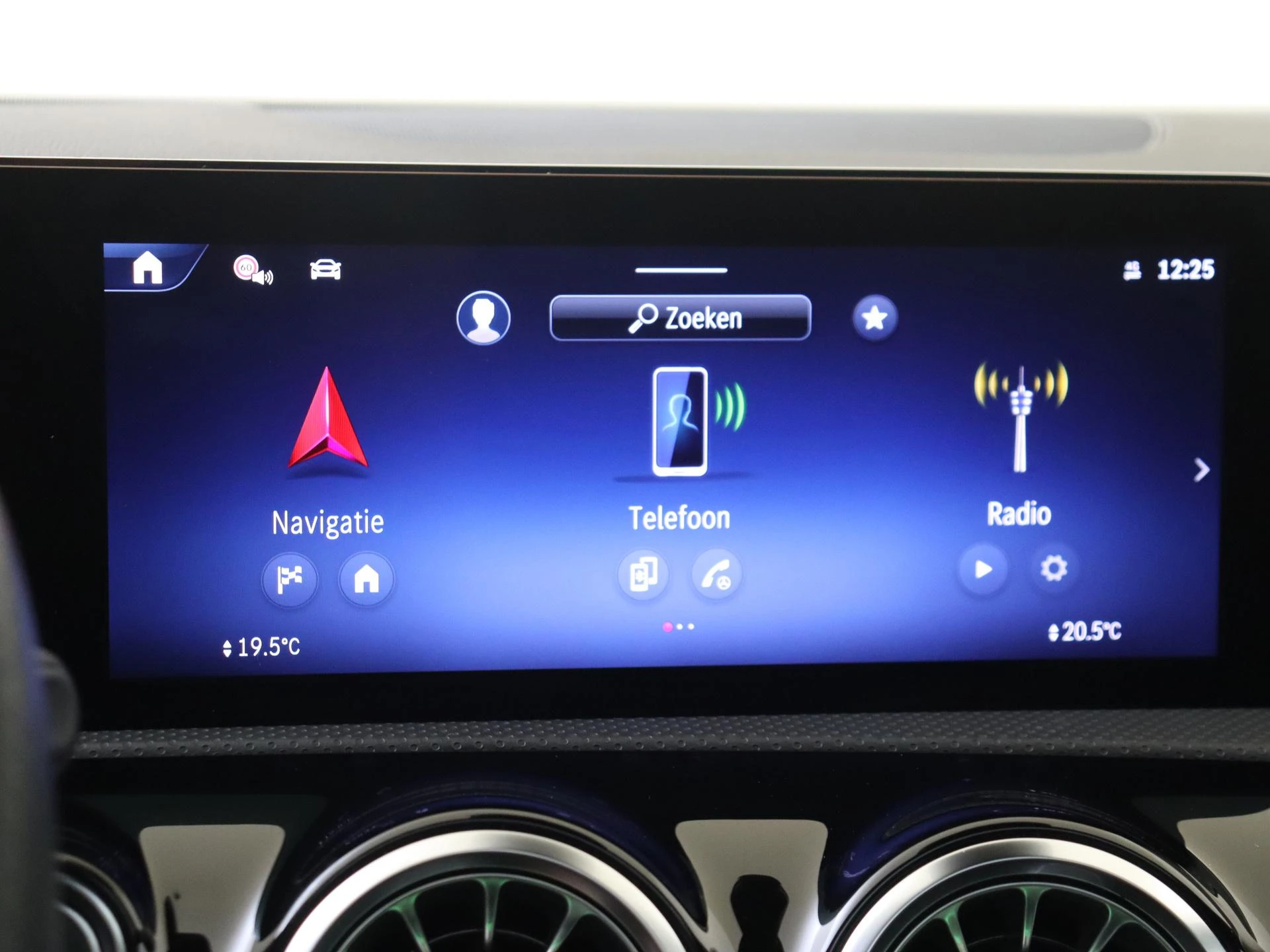 Mercedes-Benz A-Klasse 250 e Business Solution AMG