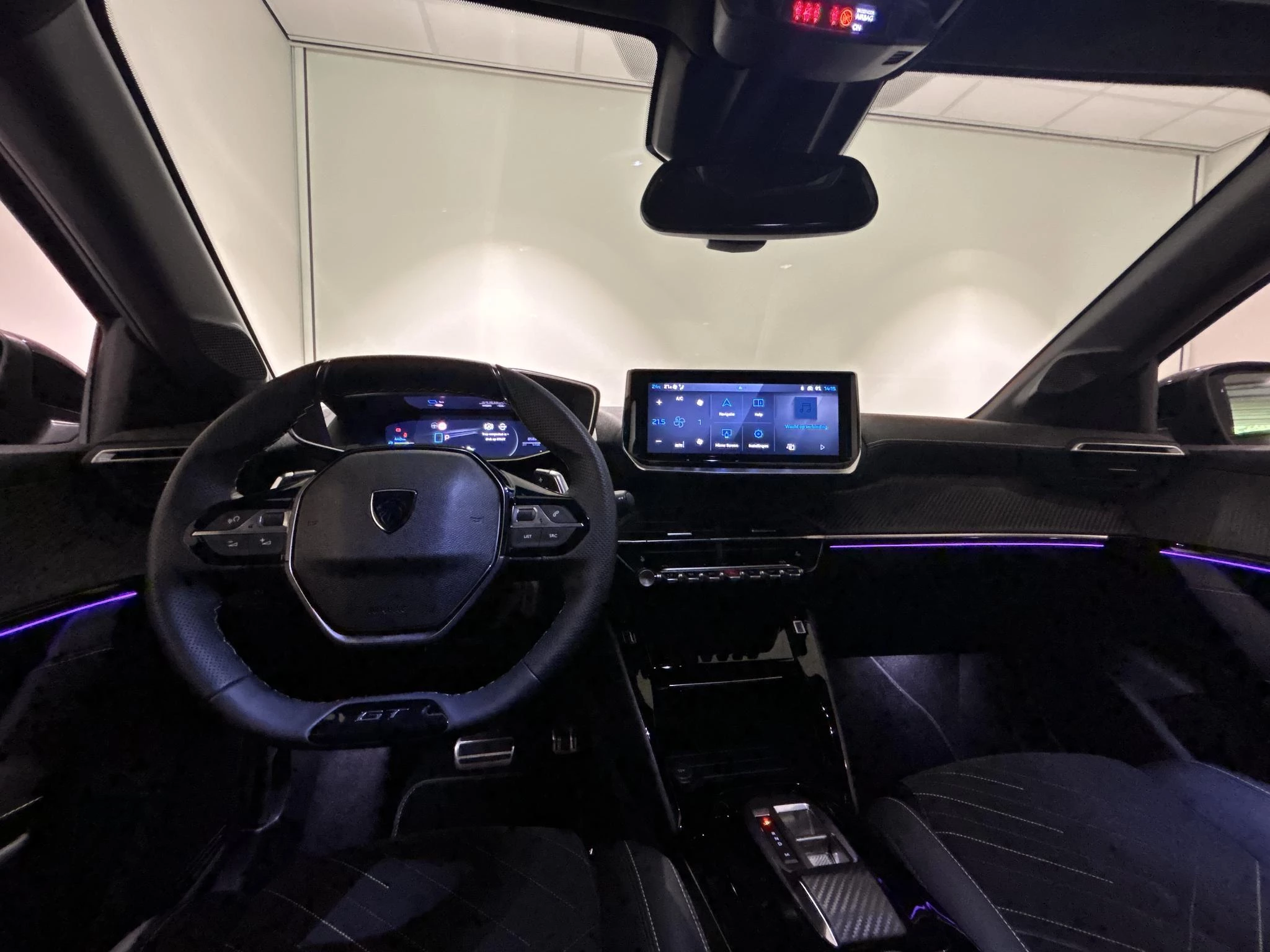 Peugeot 208 1.2 Hybrid 145 e-DCS6 GT