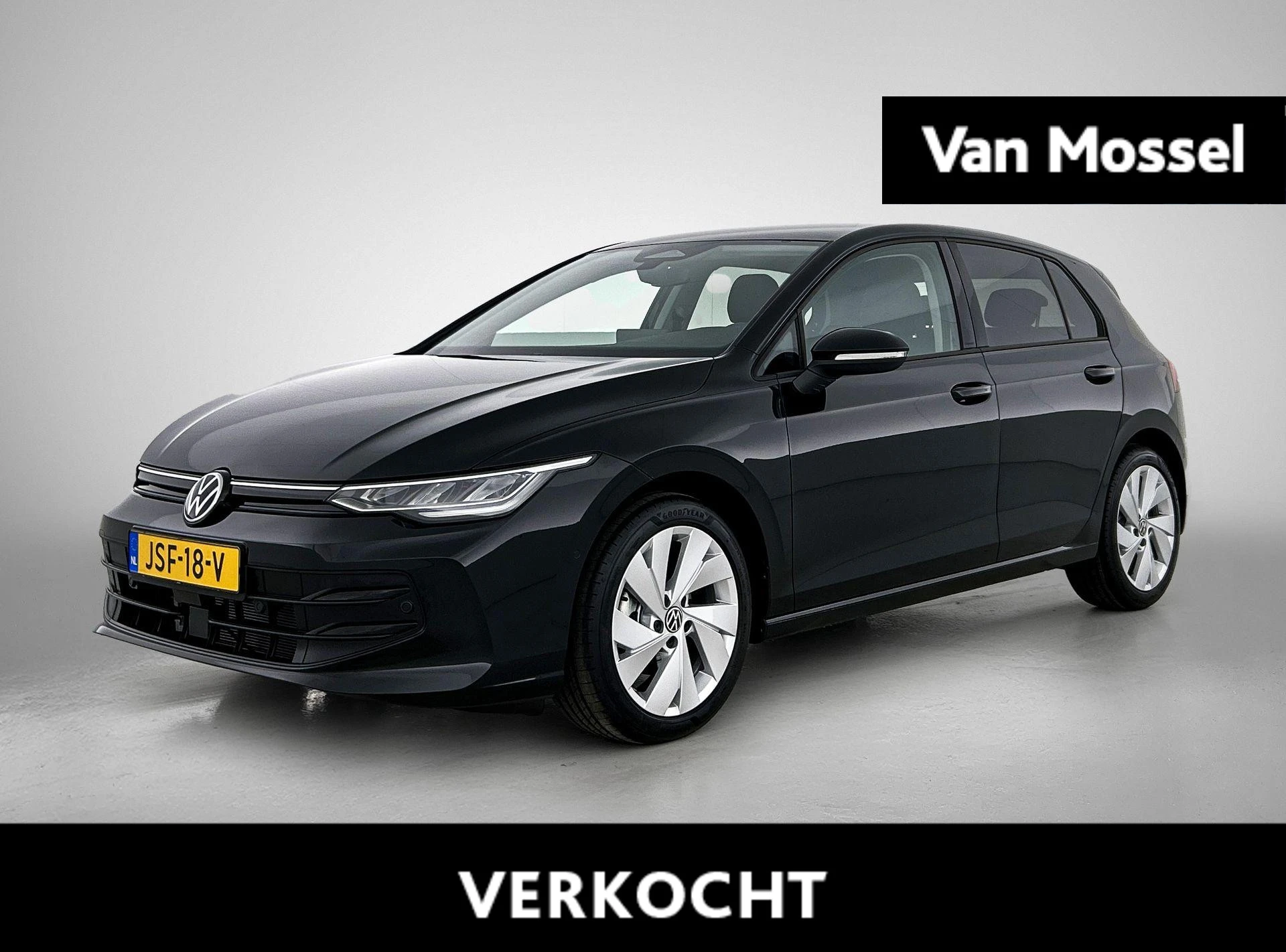 Volkswagen-Golf-image-0