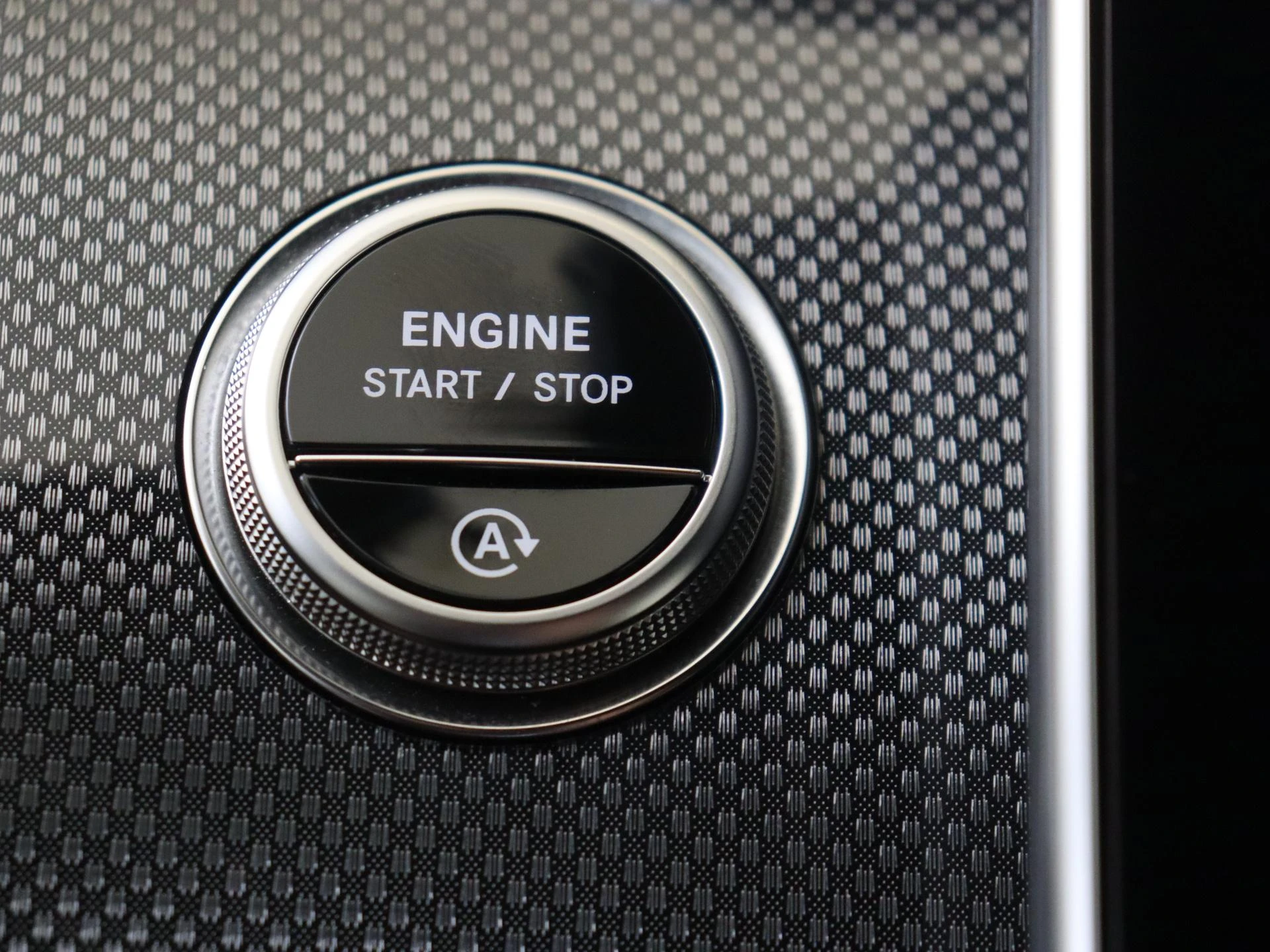 Mercedes-Benz-CLE-image-22